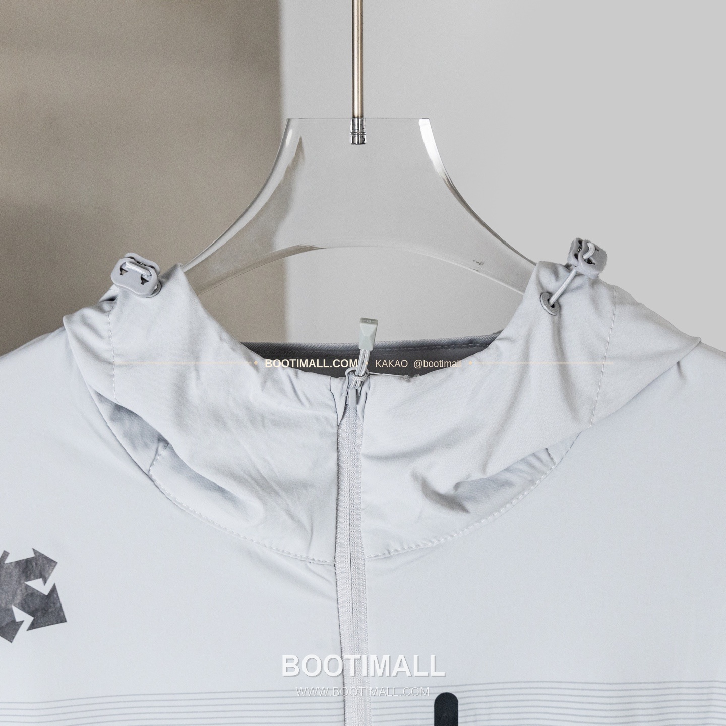 데상트 2026SS 나일론 UV차단 경량 레귤러핏 후드 재킷 Descente 2026 SS Nylon UV Protection Lightweight Regular Fit Hood Jacket 4