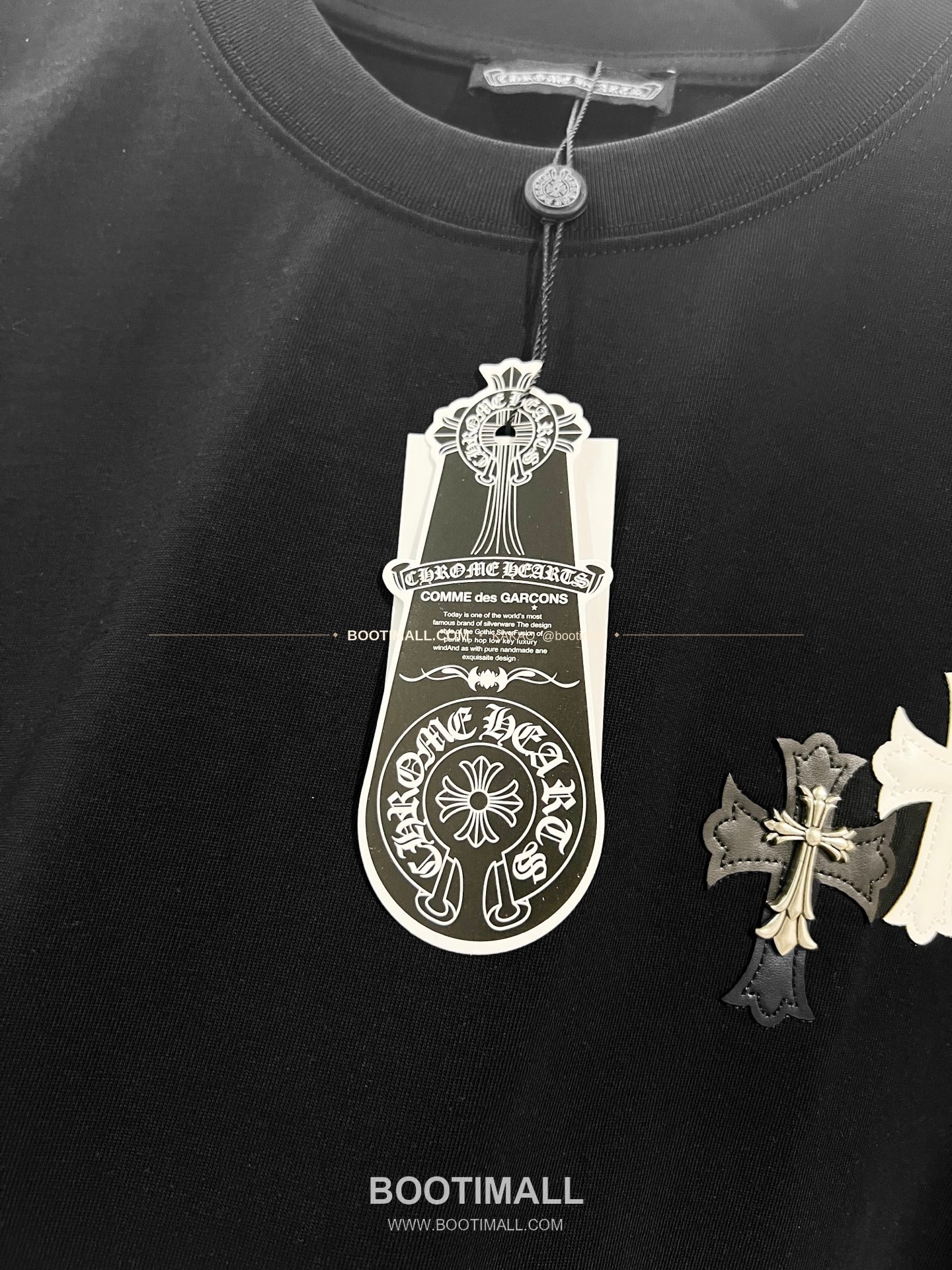 크롬하츠 헤비코튼 레더패치 크로스 로고 루즈핏 반팔 티셔츠 Chrome Hearts Heavy Cotton Leather Patch Cross Logo Loose Fit T-Shirt 5