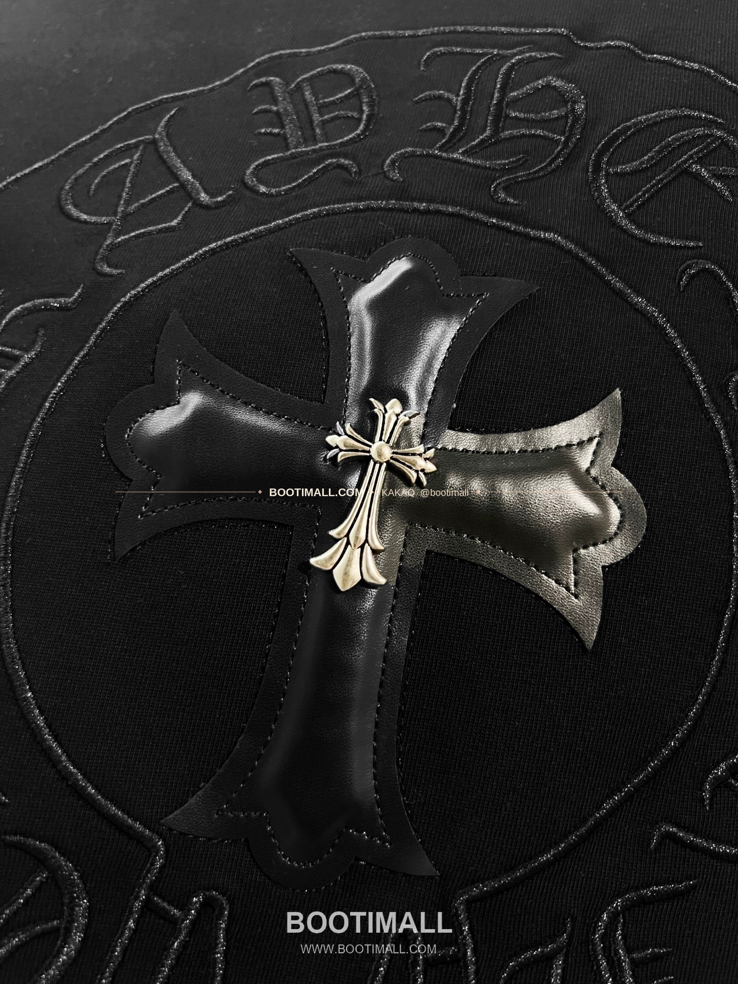 크롬하츠 헤비코튼 레더패치 크로스 로고 루즈핏 반팔 티셔츠 Chrome Hearts Heavy Cotton Leather Patch Cross Logo Loose Fit T-Shirt 7