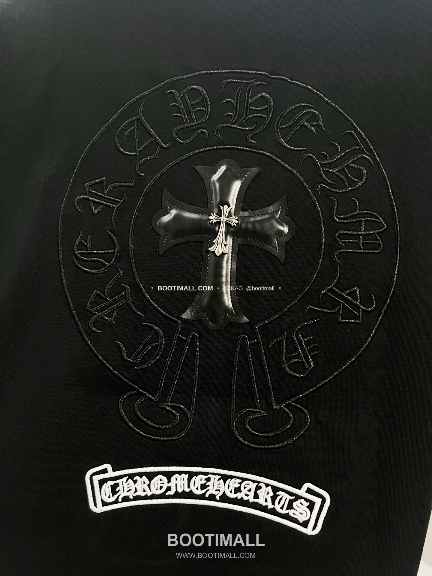 크롬하츠 헤비코튼 레더패치 크로스 로고 루즈핏 반팔 티셔츠 Chrome Hearts Heavy Cotton Leather Patch Cross Logo Loose Fit T-Shirt 9