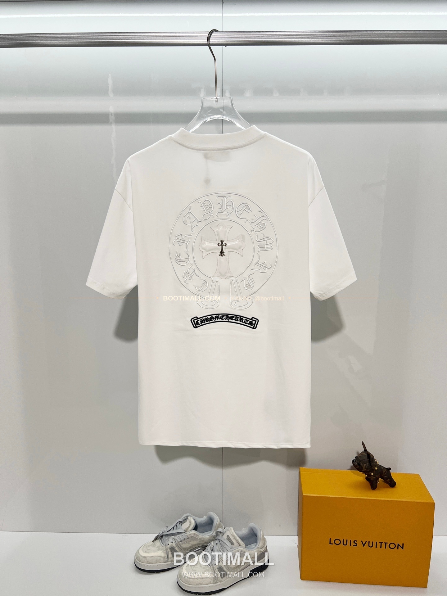 크롬하츠 헤비코튼 레더패치 크로스 로고 루즈핏 반팔 티셔츠 Chrome Hearts Heavy Cotton Leather Patch Cross Logo Loose Fit T-Shirt 2