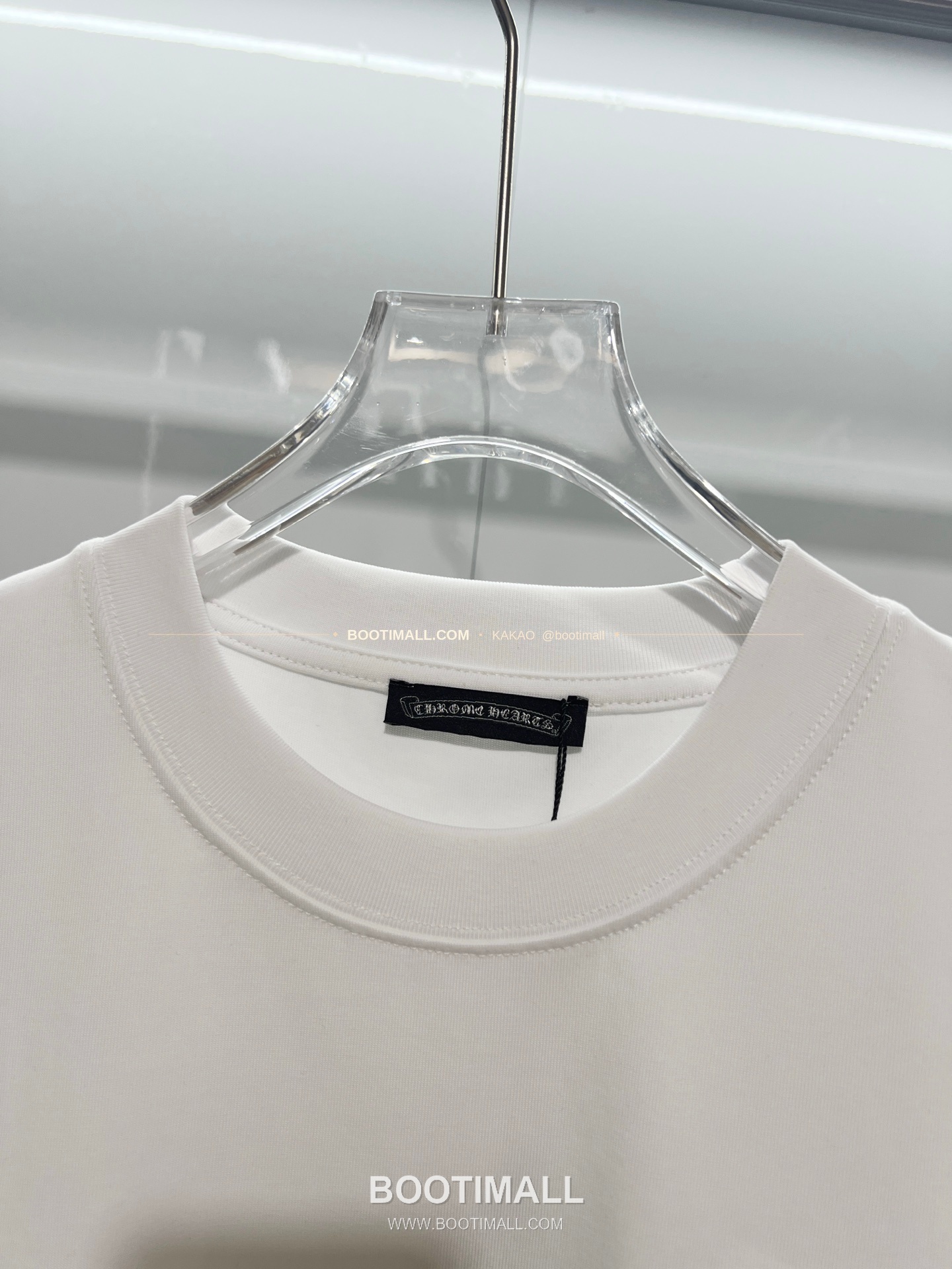 크롬하츠 헤비코튼 레더패치 크로스 로고 루즈핏 반팔 티셔츠 Chrome Hearts Heavy Cotton Leather Patch Cross Logo Loose Fit T-Shirt 3