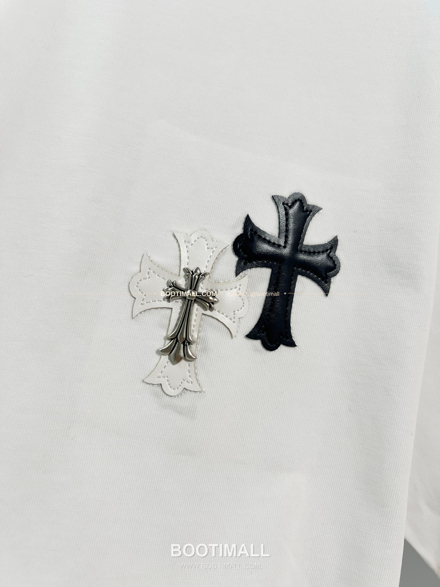 크롬하츠 헤비코튼 레더패치 크로스 로고 루즈핏 반팔 티셔츠 Chrome Hearts Heavy Cotton Leather Patch Cross Logo Loose Fit T-Shirt 7