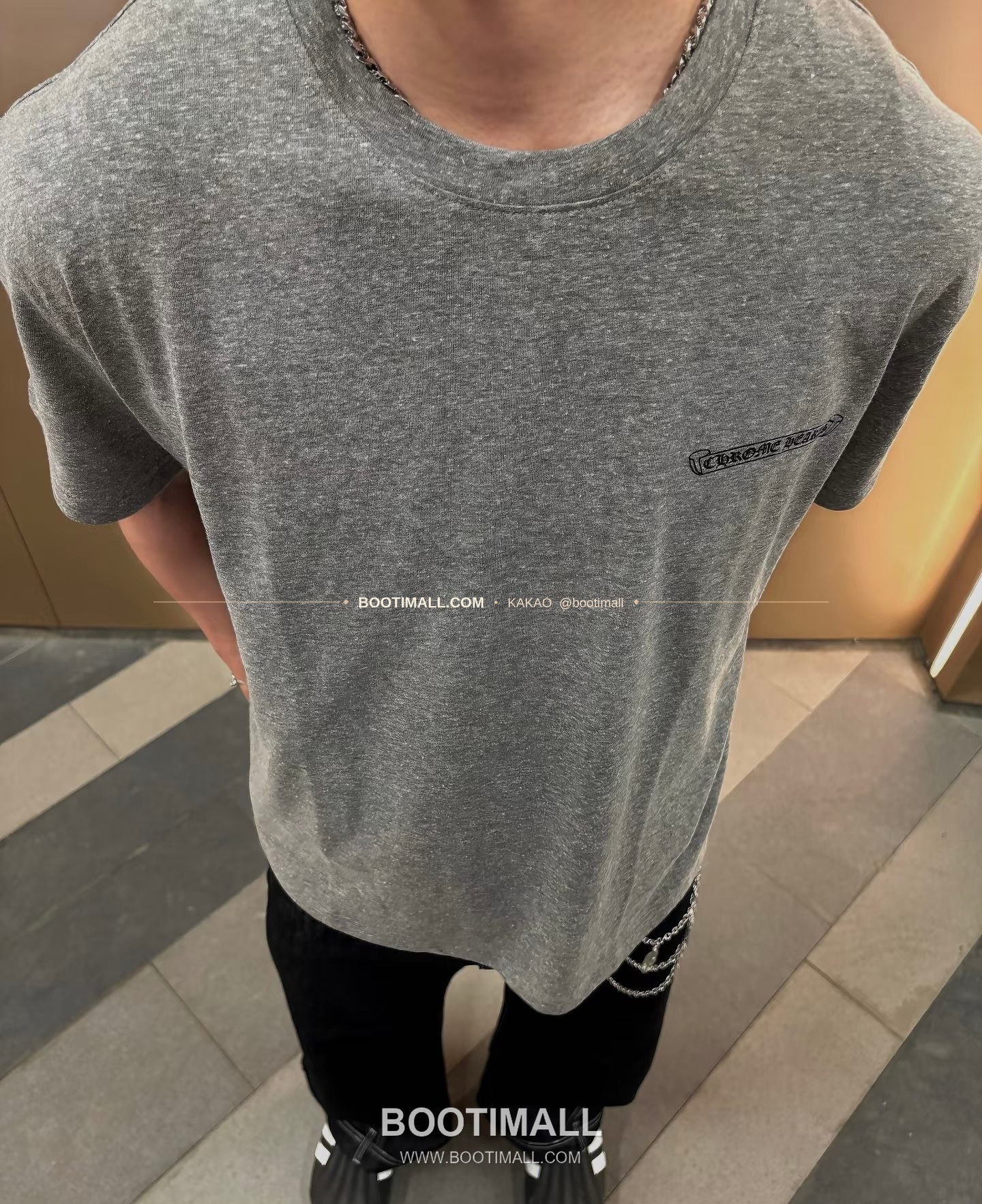 크롬하츠 코튼 크로스 로고 프린트 루즈핏 반팔 티셔츠 Chrome Hearts Cotton Cross Logo Print Loose Fit T-Shirt 2