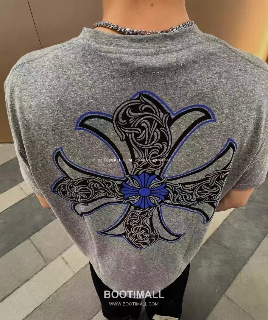 크롬하츠 코튼 크로스 로고 프린트 루즈핏 반팔 티셔츠 Chrome Hearts Cotton Cross Logo Print Loose Fit T-Shirt 3