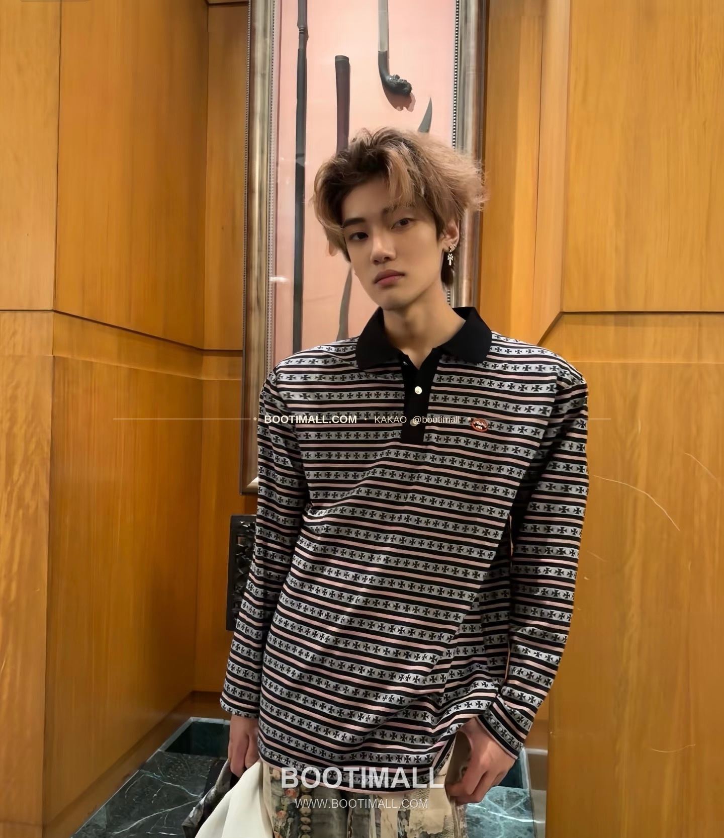 크롬하츠 코튼 립 자수 로고 레귤러핏 롱슬리브 폴로 셔츠 Chrome Hearts Cotton Lip Embroidery Logo Regular Fit Long Sleeve Polo Shirt 2