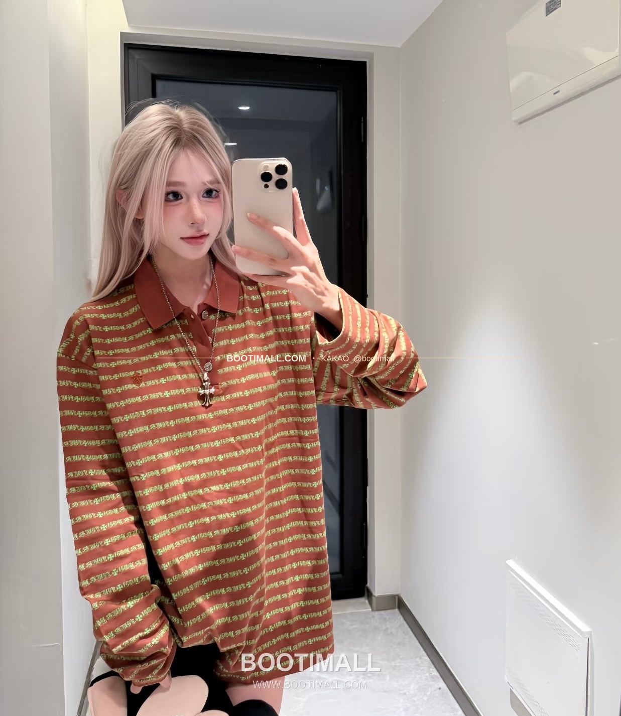 크롬하츠 코튼 립 자수 로고 레귤러핏 롱슬리브 폴로 셔츠 Chrome Hearts Cotton Lip Embroidery Logo Regular Fit Long Sleeve Polo Shirt 1