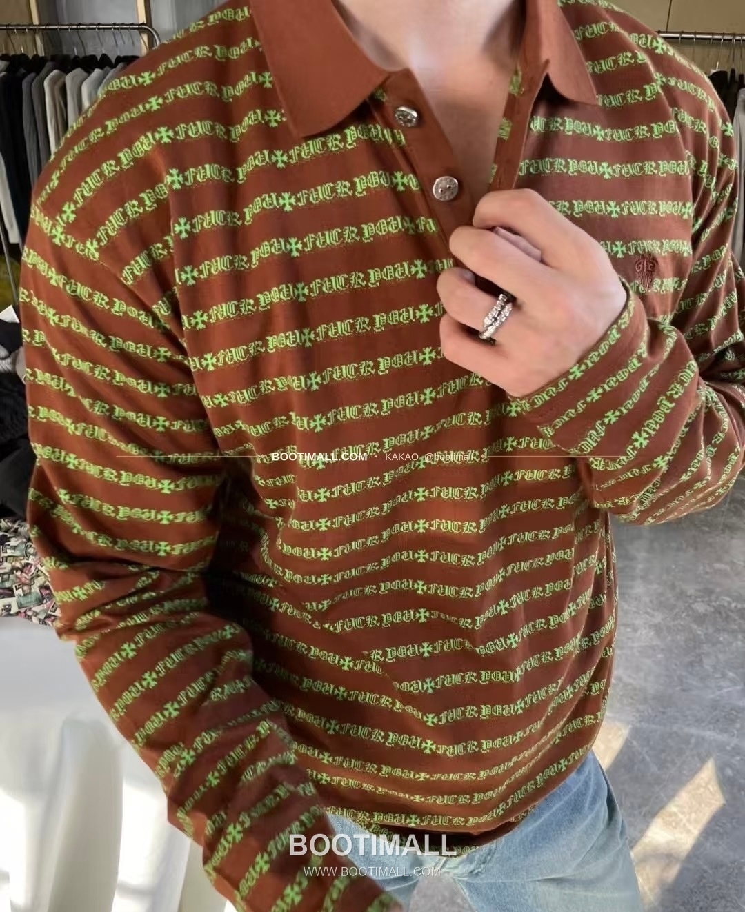 크롬하츠 코튼 립 자수 로고 레귤러핏 롱슬리브 폴로 셔츠 Chrome Hearts Cotton Lip Embroidery Logo Regular Fit Long Sleeve Polo Shirt 5