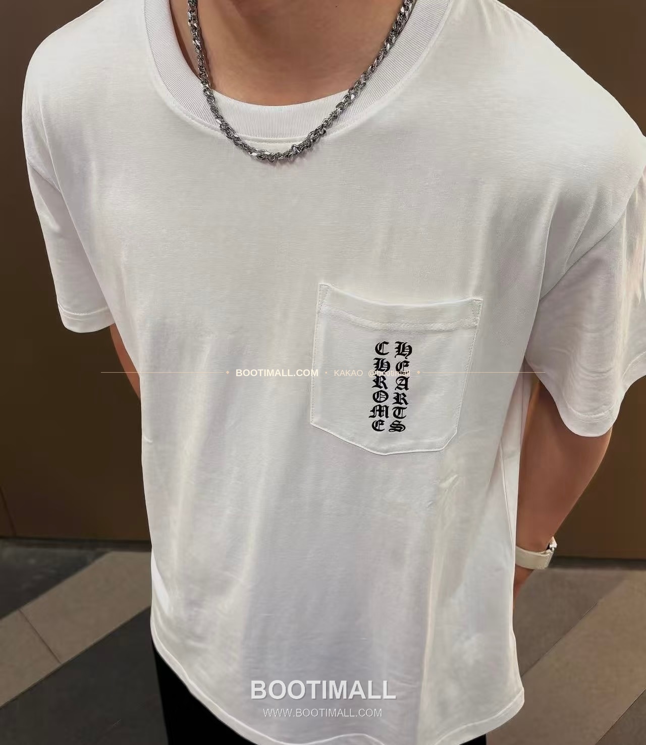 크롬하츠 코튼 스크립트 로고 프린트 루즈핏 반팔 티셔츠 Chrome Hearts Cotton Script Logo Print Loose Fit T-Shirt 2