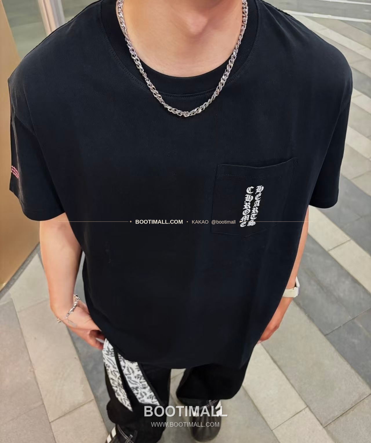 크롬하츠 코튼 스크립트 로고 프린트 루즈핏 반팔 티셔츠 Chrome Hearts Cotton Script Logo Print Loose Fit T-Shirt 3