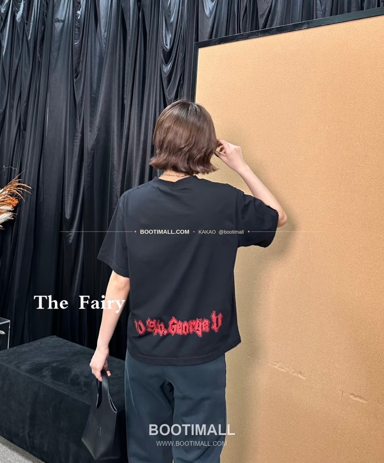 발렌시아가 그래피티 로고 프린트 루즈핏 반팔 티셔츠 Balenciaga Graffiti Logo Print Loose Fit T-Shirt 4