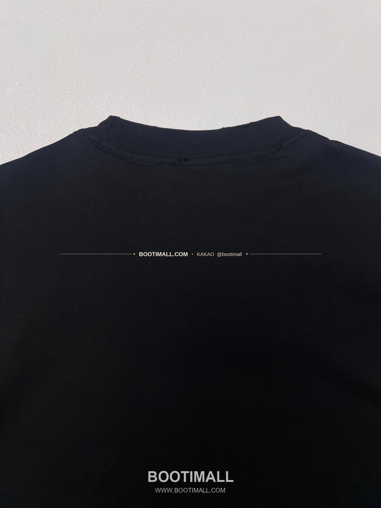 발렌시아가 그래피티 로고 프린트 루즈핏 반팔 티셔츠 Balenciaga Graffiti Logo Print Loose Fit T-Shirt 18