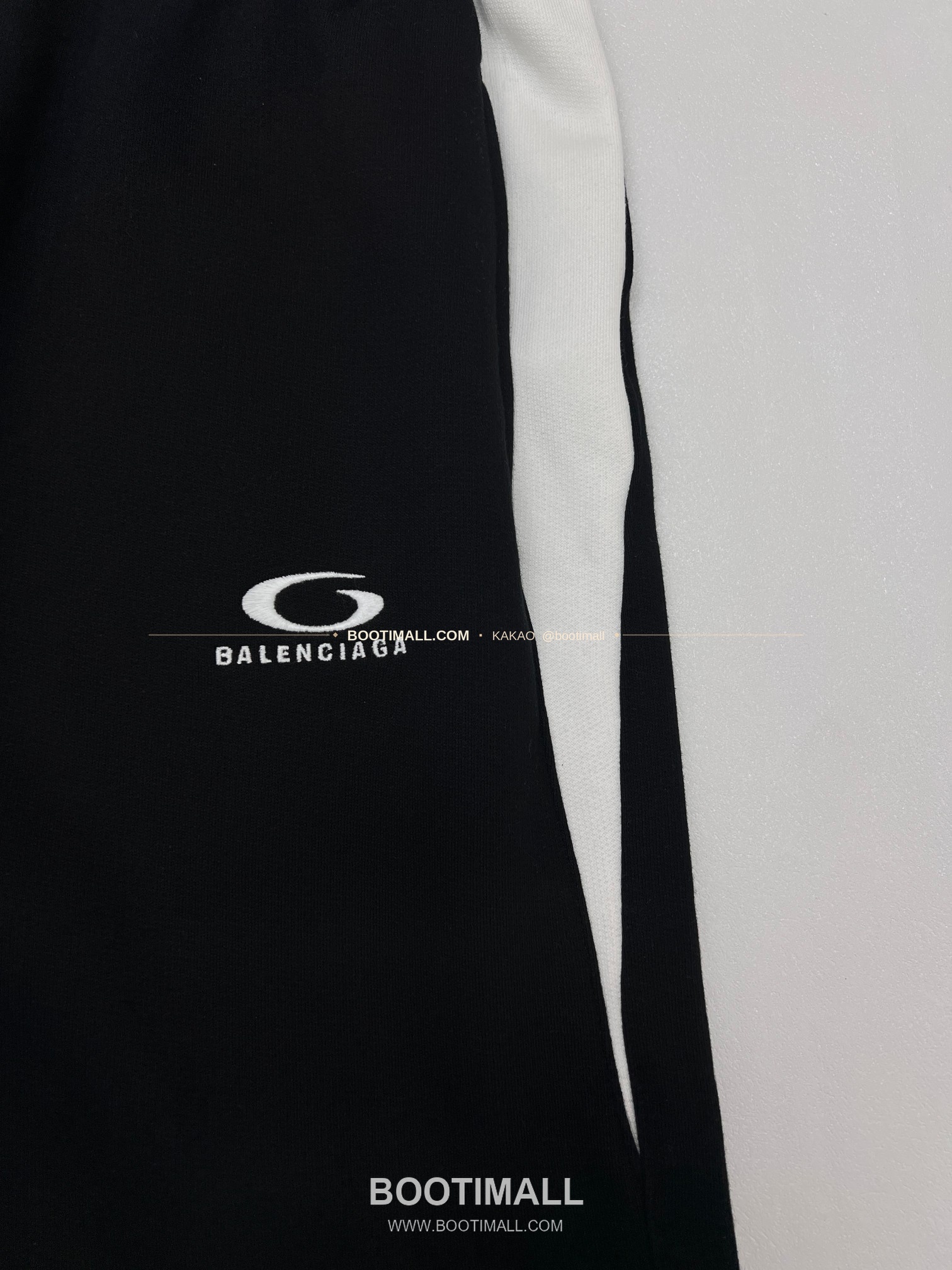 발렌시아가 NBA 로고자수 루즈핏 코튼 스웻팬츠 Balenciaga NBA Logo Embroidery Loose Fit Cotton Sweatpants 3