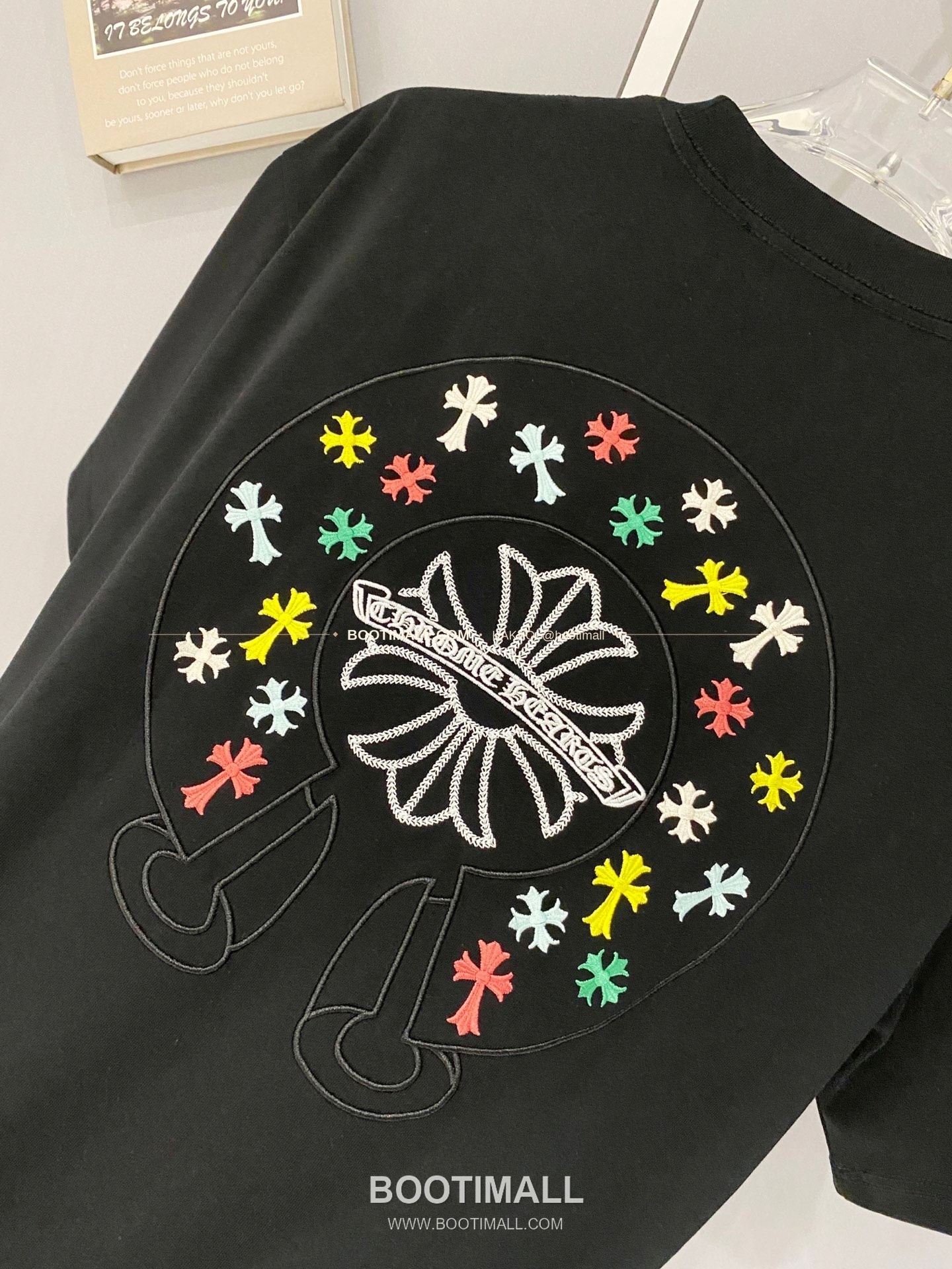 크롬하츠 2026SS 헤비코튼 로고자수 루즈핏 반팔 티셔츠 Chrome Hearts 2026 SS Heavy Cotton Logo Embroidery Loose Fit Short Sleeve T-Shirt 3