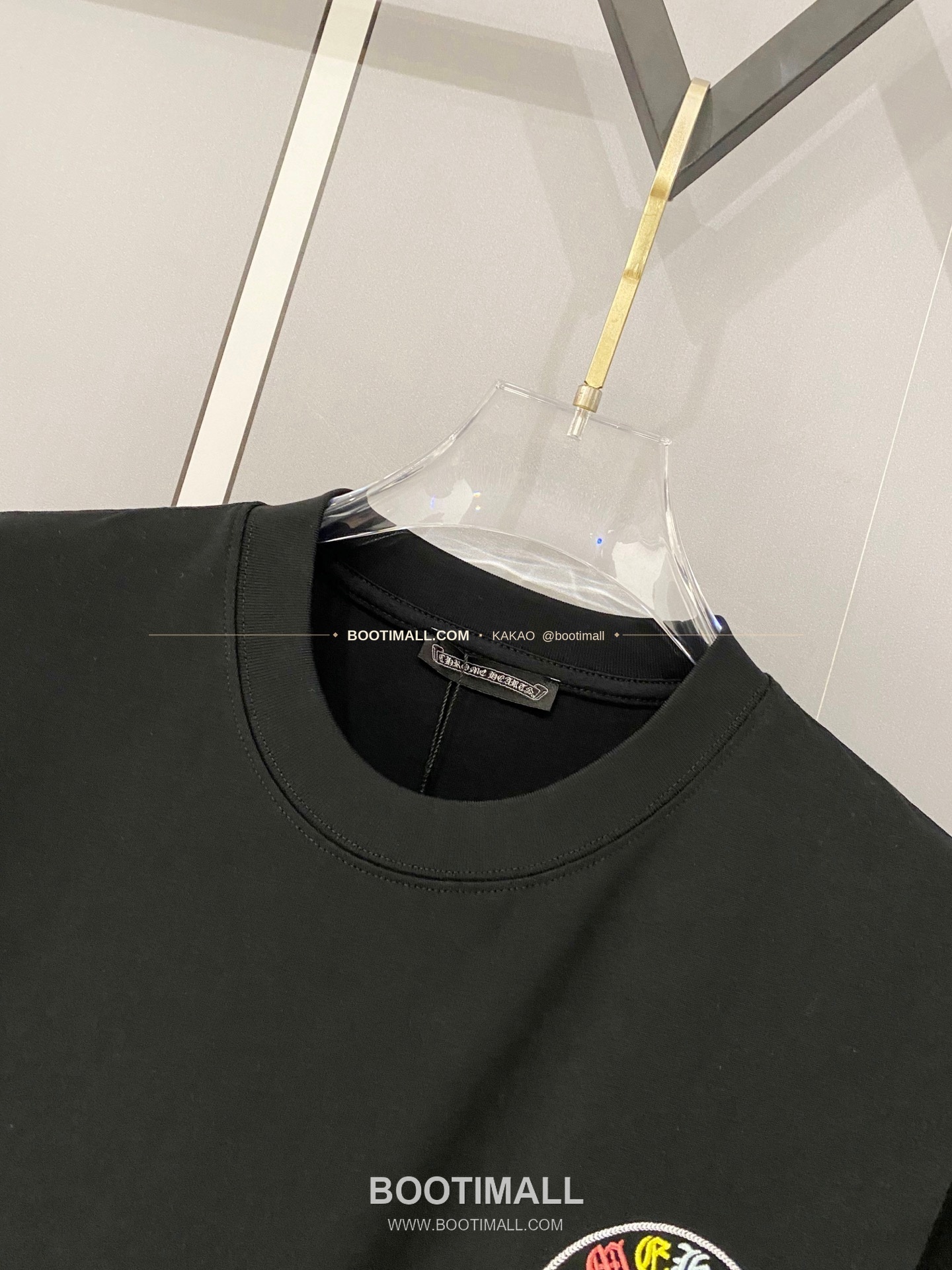 크롬하츠 2026SS 헤비코튼 로고자수 루즈핏 반팔 티셔츠 Chrome Hearts 2026 SS Heavy Cotton Logo Embroidery Loose Fit Short Sleeve T-Shirt 4