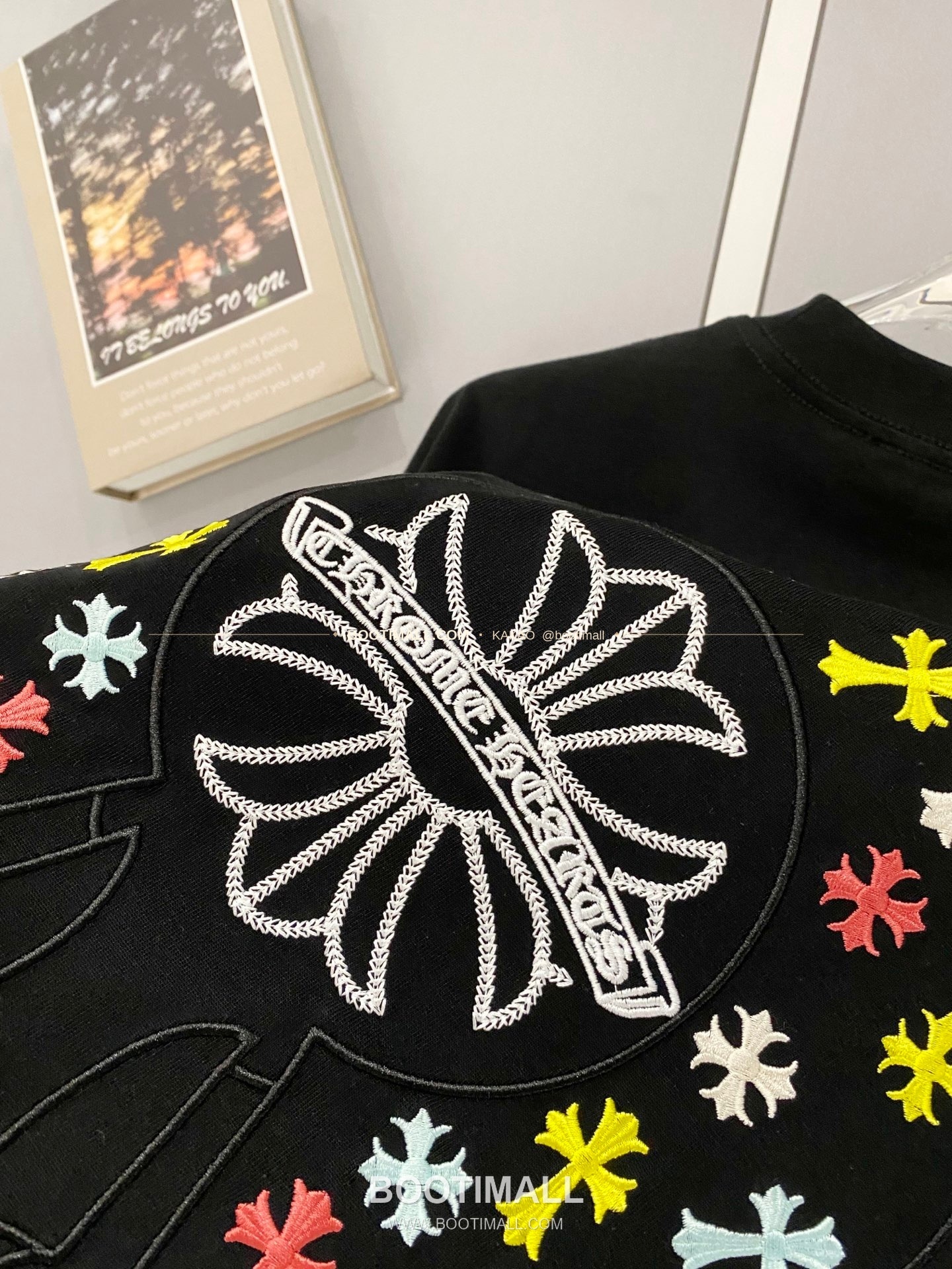 크롬하츠 2026SS 헤비코튼 로고자수 루즈핏 반팔 티셔츠 Chrome Hearts 2026 SS Heavy Cotton Logo Embroidery Loose Fit Short Sleeve T-Shirt 5