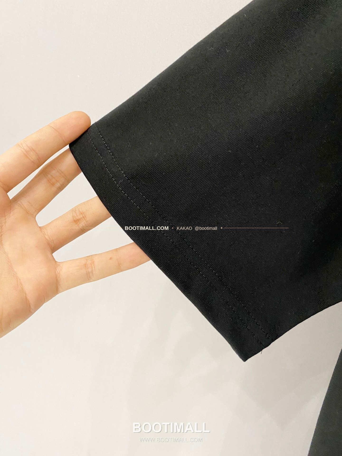 크롬하츠 2026SS 헤비코튼 로고자수 루즈핏 반팔 티셔츠 Chrome Hearts 2026 SS Heavy Cotton Logo Embroidery Loose Fit Short Sleeve T-Shirt 8