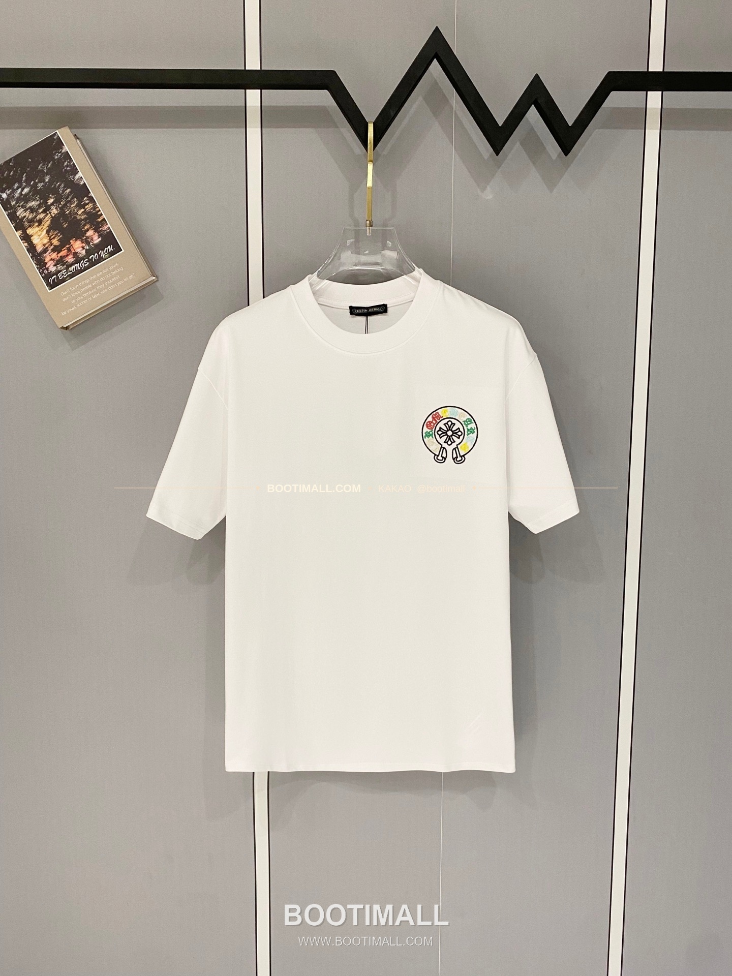 크롬하츠 2026SS 헤비코튼 로고자수 루즈핏 반팔 티셔츠 Chrome Hearts 2026 SS Heavy Cotton Logo Embroidery Loose Fit Short Sleeve T-Shirt 1