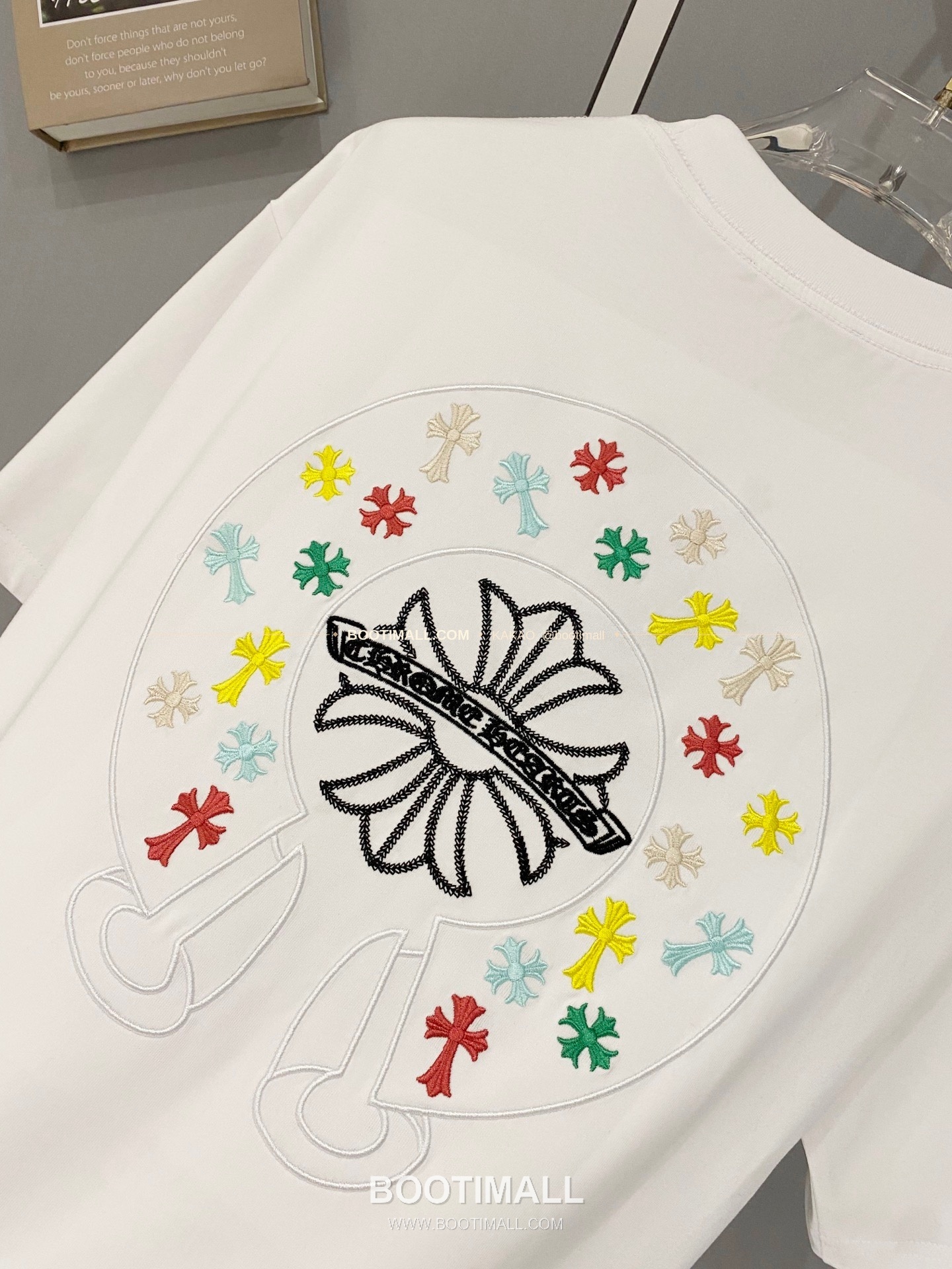 크롬하츠 2026SS 헤비코튼 로고자수 루즈핏 반팔 티셔츠 Chrome Hearts 2026 SS Heavy Cotton Logo Embroidery Loose Fit Short Sleeve T-Shirt 3