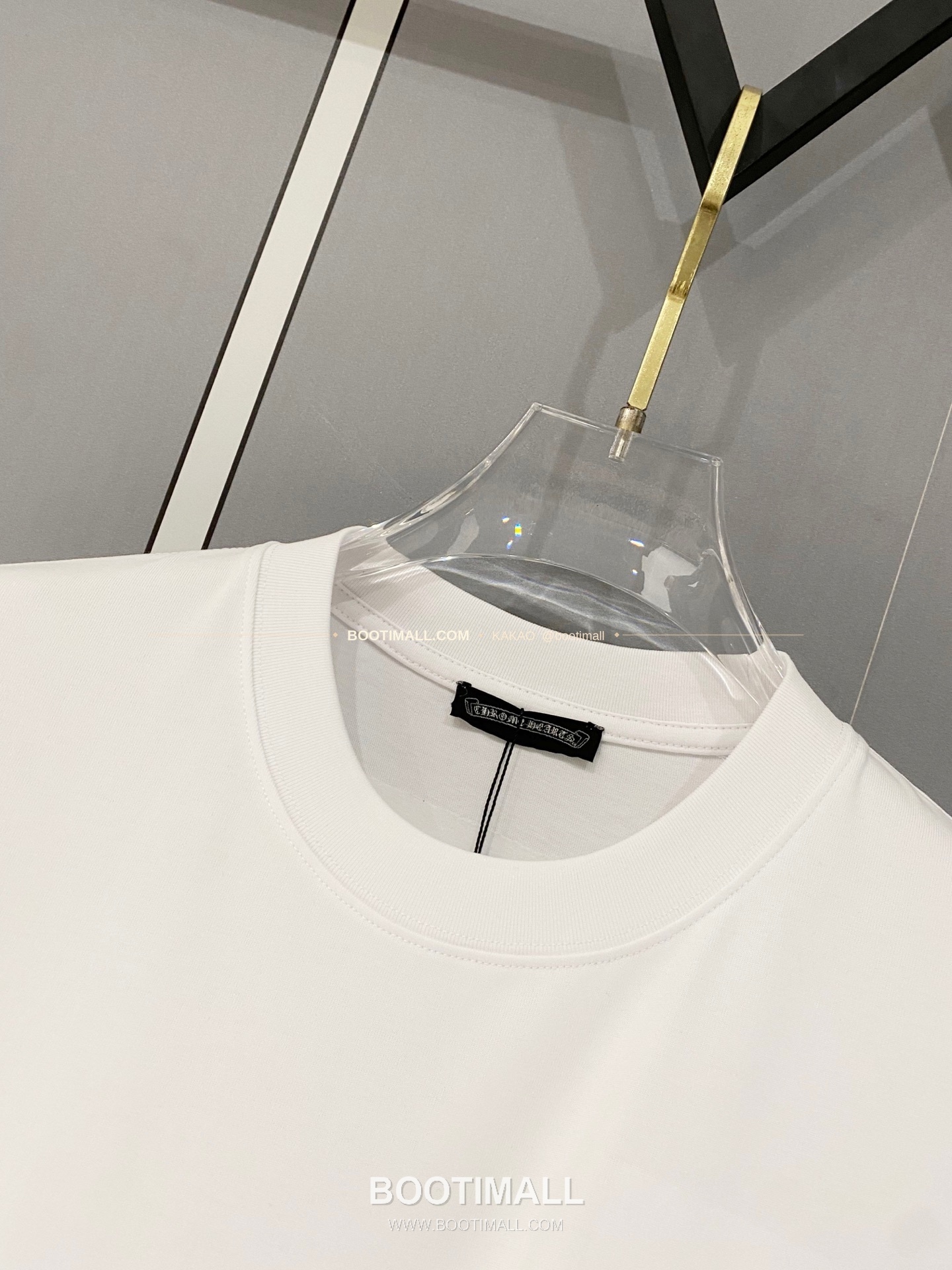 크롬하츠 2026SS 헤비코튼 로고자수 루즈핏 반팔 티셔츠 Chrome Hearts 2026 SS Heavy Cotton Logo Embroidery Loose Fit Short Sleeve T-Shirt 5