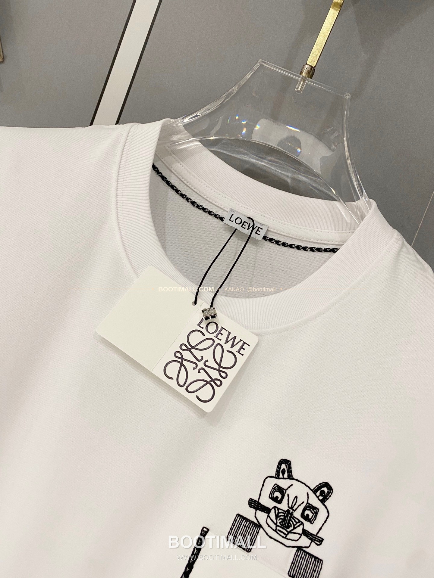 로에베 2025SS 헤비코튼 베어포켓자수 루즈핏 반팔 티셔츠 Loewe 2025 SS Heavy Cotton Bear Pocket Embroidery Loose Fit Short Sleeve T-Shirt 6