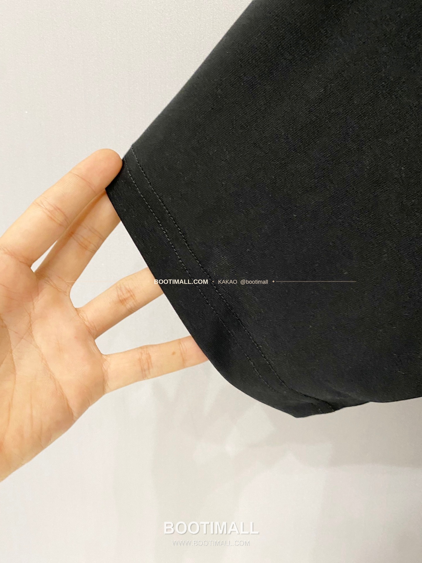 로에베 2025SS 헤비코튼 베어포켓자수 루즈핏 반팔 티셔츠 Loewe 2025 SS Heavy Cotton Bear Pocket Embroidery Loose Fit Short Sleeve T-Shirt 4