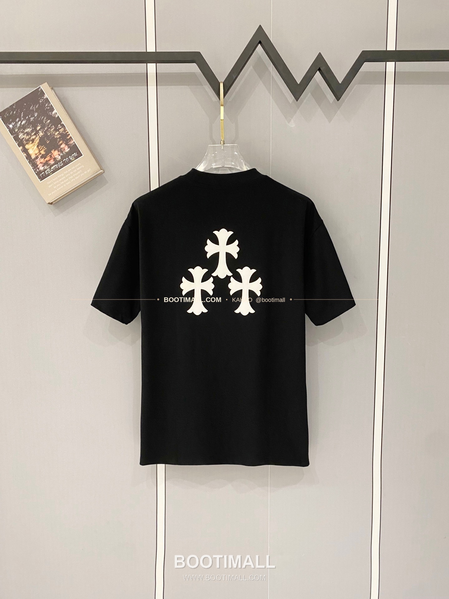 크롬하츠 2026SS 헤비코튼 크로스패치자수 루즈핏 반팔 티셔츠 Chrome Hearts 2026 SS Heavy Cotton Cross Patch Embroidery Loose Fit Short Sleeve T-Shirt 2