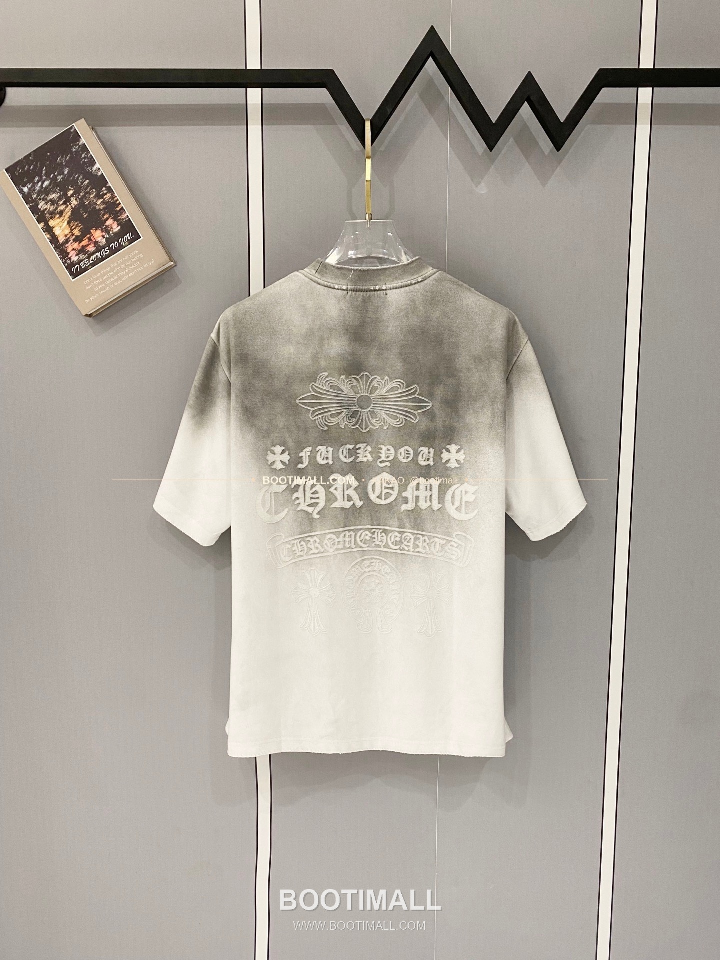 크롬하츠 2026SS 헤비코튼 크로스패치자수 루즈핏 반팔 티셔츠 Chrome Hearts 2026 SS Heavy Cotton Cross Patch Embroidery Loose Fit Short Sleeve T-Shirt 2
