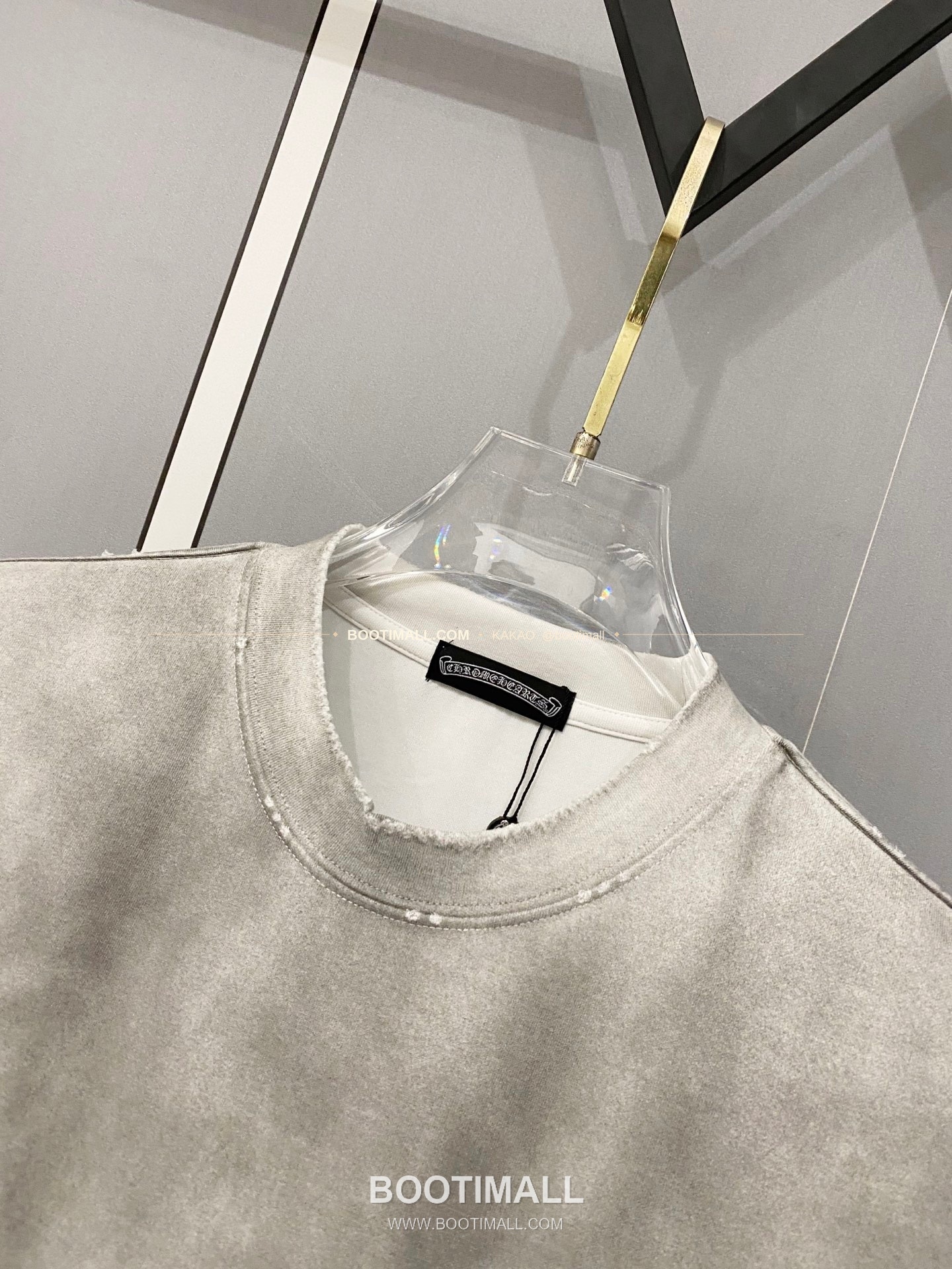 크롬하츠 2026SS 헤비코튼 크로스패치자수 루즈핏 반팔 티셔츠 Chrome Hearts 2026 SS Heavy Cotton Cross Patch Embroidery Loose Fit Short Sleeve T-Shirt 4