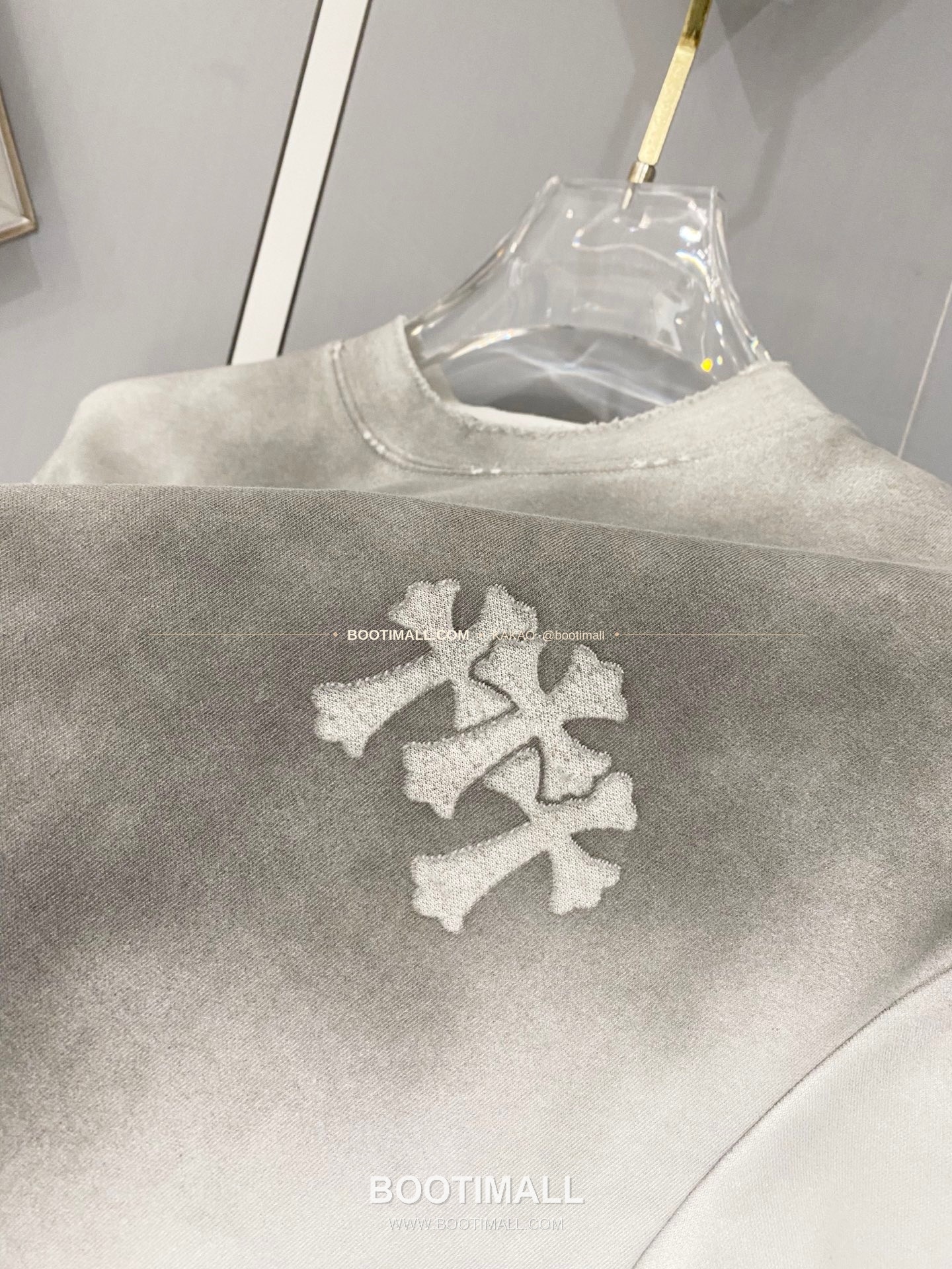 크롬하츠 2026SS 헤비코튼 크로스패치자수 루즈핏 반팔 티셔츠 Chrome Hearts 2026 SS Heavy Cotton Cross Patch Embroidery Loose Fit Short Sleeve T-Shirt 9