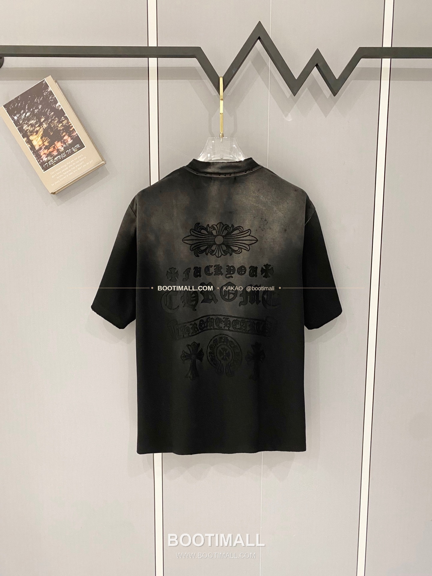 크롬하츠 2026SS 헤비코튼 크로스패치자수 루즈핏 반팔 티셔츠 Chrome Hearts 2026 SS Heavy Cotton Cross Patch Embroidery Loose Fit Short Sleeve T-Shirt 2