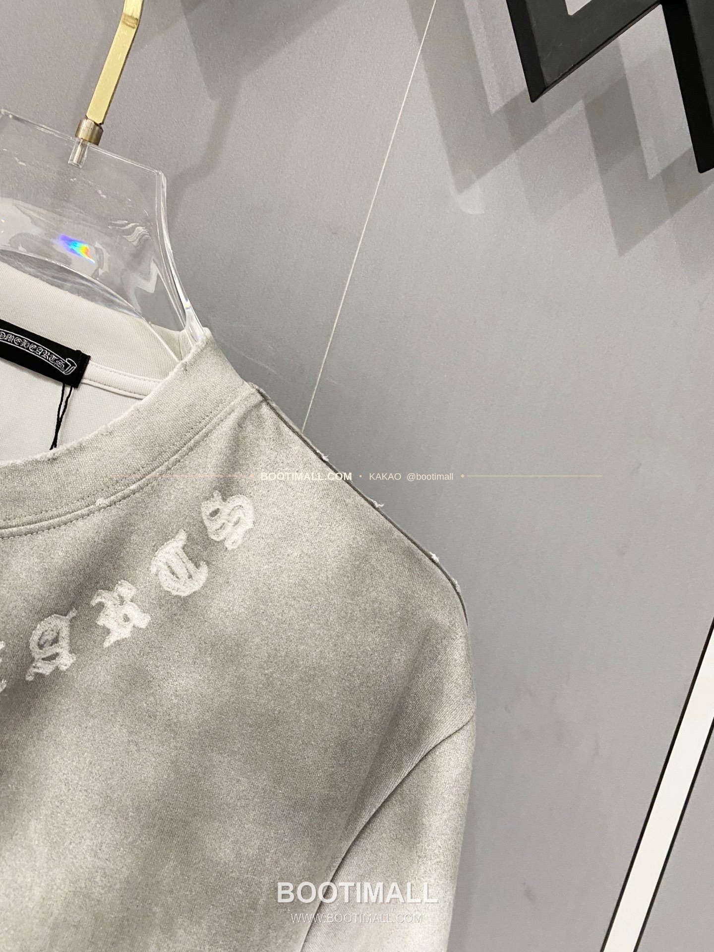 크롬하츠 2026SS 헤비코튼 크로스패치자수 디스트레스 루즈핏 반팔 티셔츠 Chrome Hearts 2026 SS Heavy Cotton Cross Patch Embroidery Distressed Loose Fit Short Sleeve T-Shirt 5