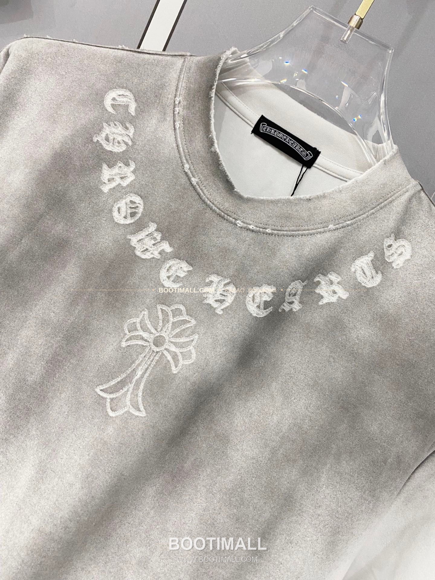 크롬하츠 2026SS 헤비코튼 크로스패치자수 디스트레스 루즈핏 반팔 티셔츠 Chrome Hearts 2026 SS Heavy Cotton Cross Patch Embroidery Distressed Loose Fit Short Sleeve T-Shirt 6