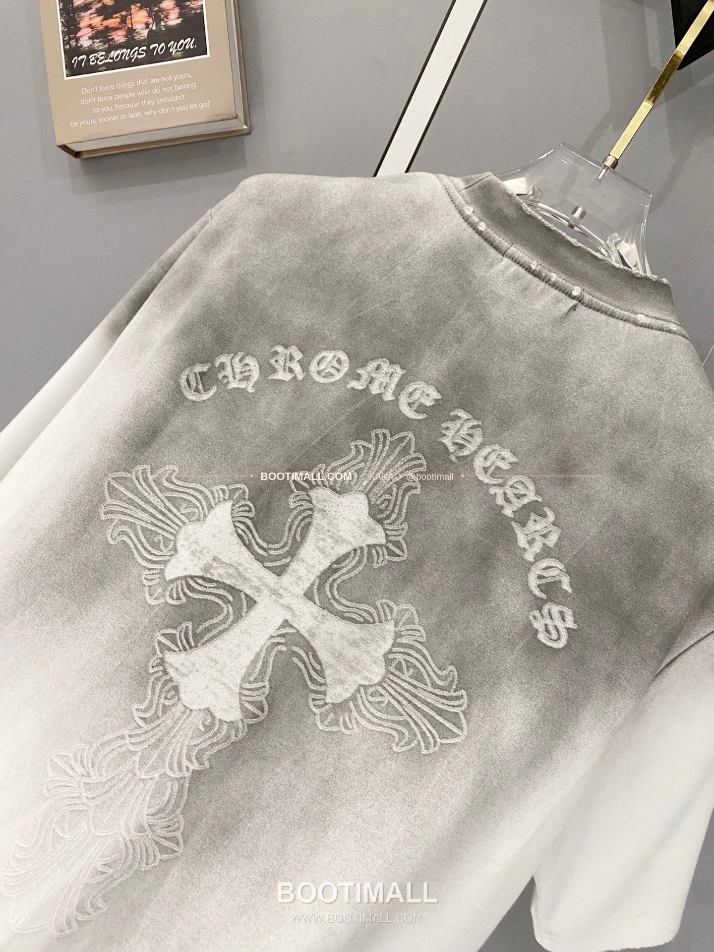 크롬하츠 2026SS 헤비코튼 크로스패치자수 워시드 루즈핏 반팔 티셔츠 Chrome Hearts 2026 SS Heavy Cotton Cross Patch Embroidery Washed Loose Fit Short Sleeve T-Shirt 4