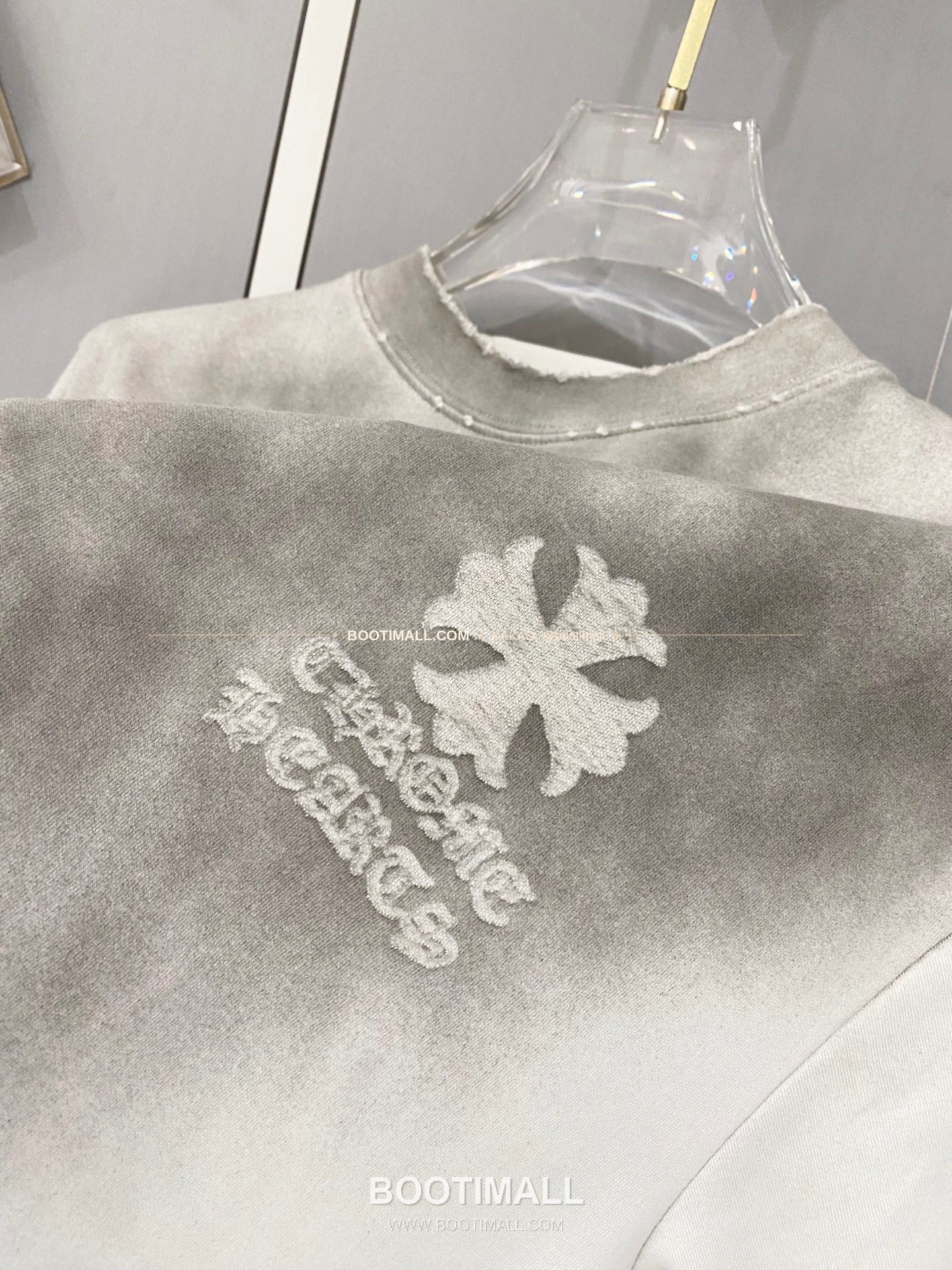 크롬하츠 2026SS 헤비코튼 크로스패치자수 워시드 루즈핏 반팔 티셔츠 Chrome Hearts 2026 SS Heavy Cotton Cross Patch Embroidery Washed Loose Fit Short Sleeve T-Shirt 7