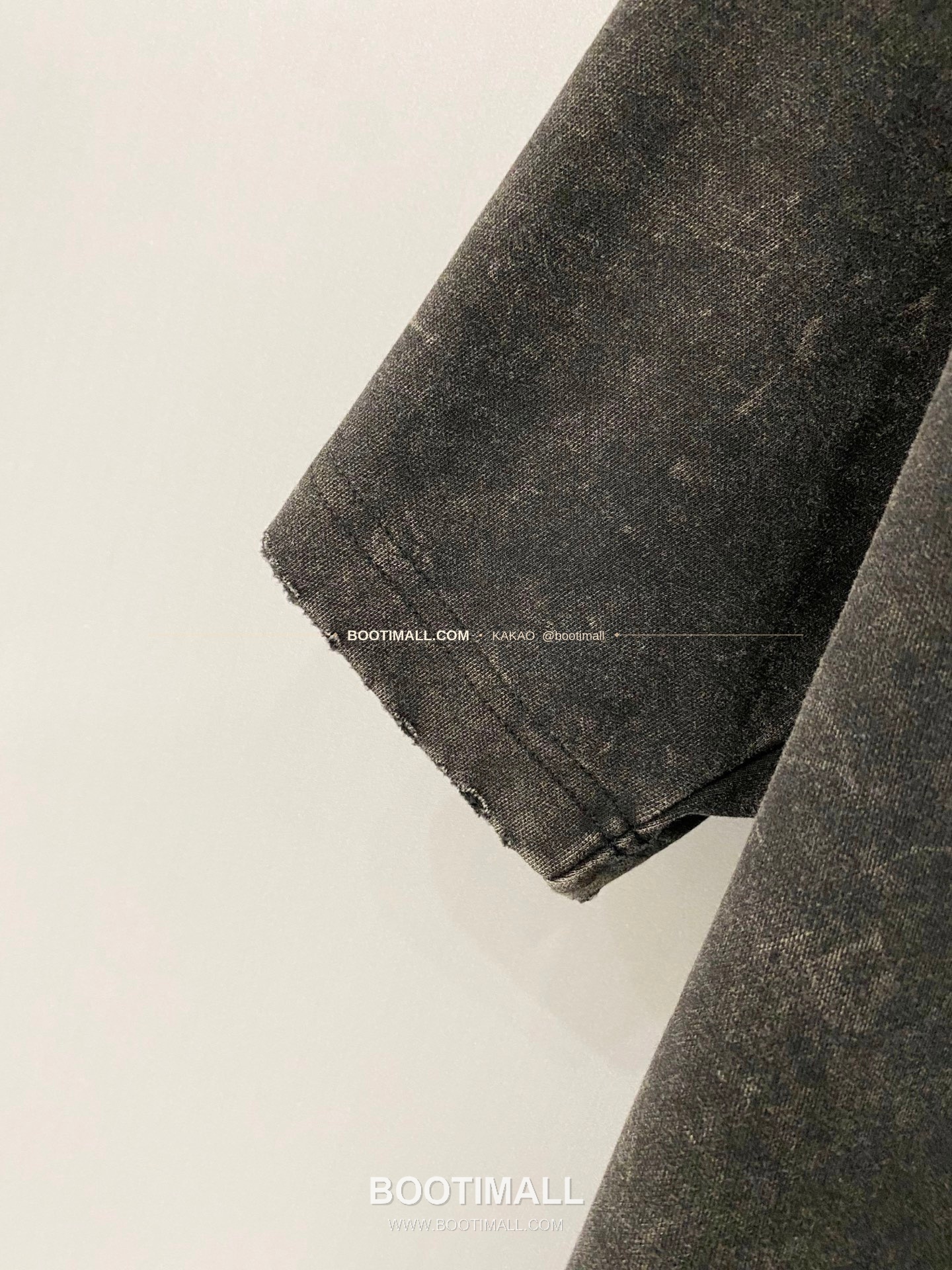 크롬하츠 2026SS 헤비코튼 크로스패치자수 워시드 루즈핏 반팔 티셔츠 Chrome Hearts 2026 SS Heavy Cotton Cross Patch Embroidery Washed Loose Fit Short Sleeve T-Shirt 7