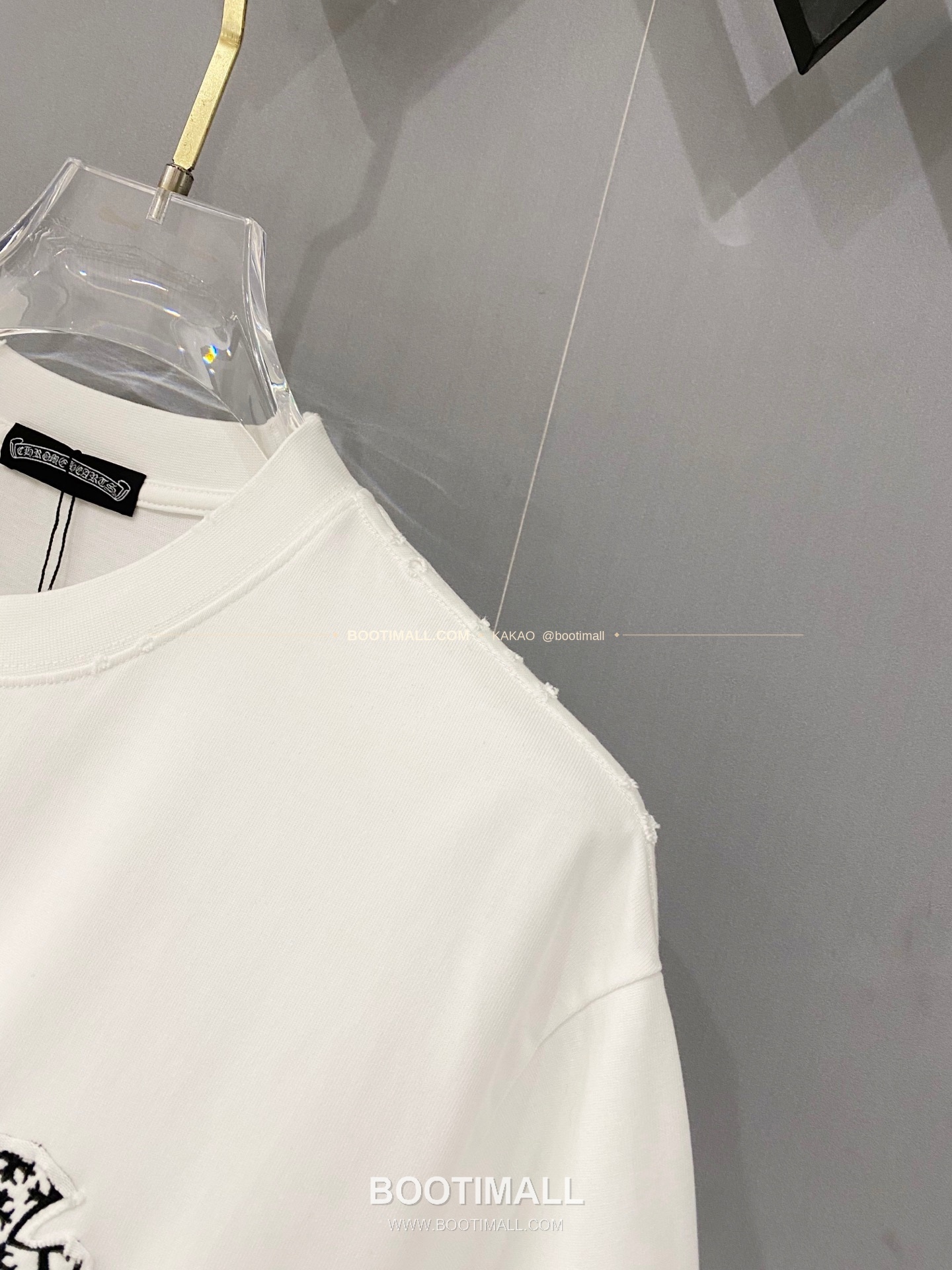 크롬하츠 2026SS 헤비코튼 크로스패치자수 디스트레스 루즈핏 반팔 티셔츠 Chrome Hearts 2026 SS Heavy Cotton Cross Patch Embroidery Distressed Loose Fit Short Sleeve T-Shirt 6