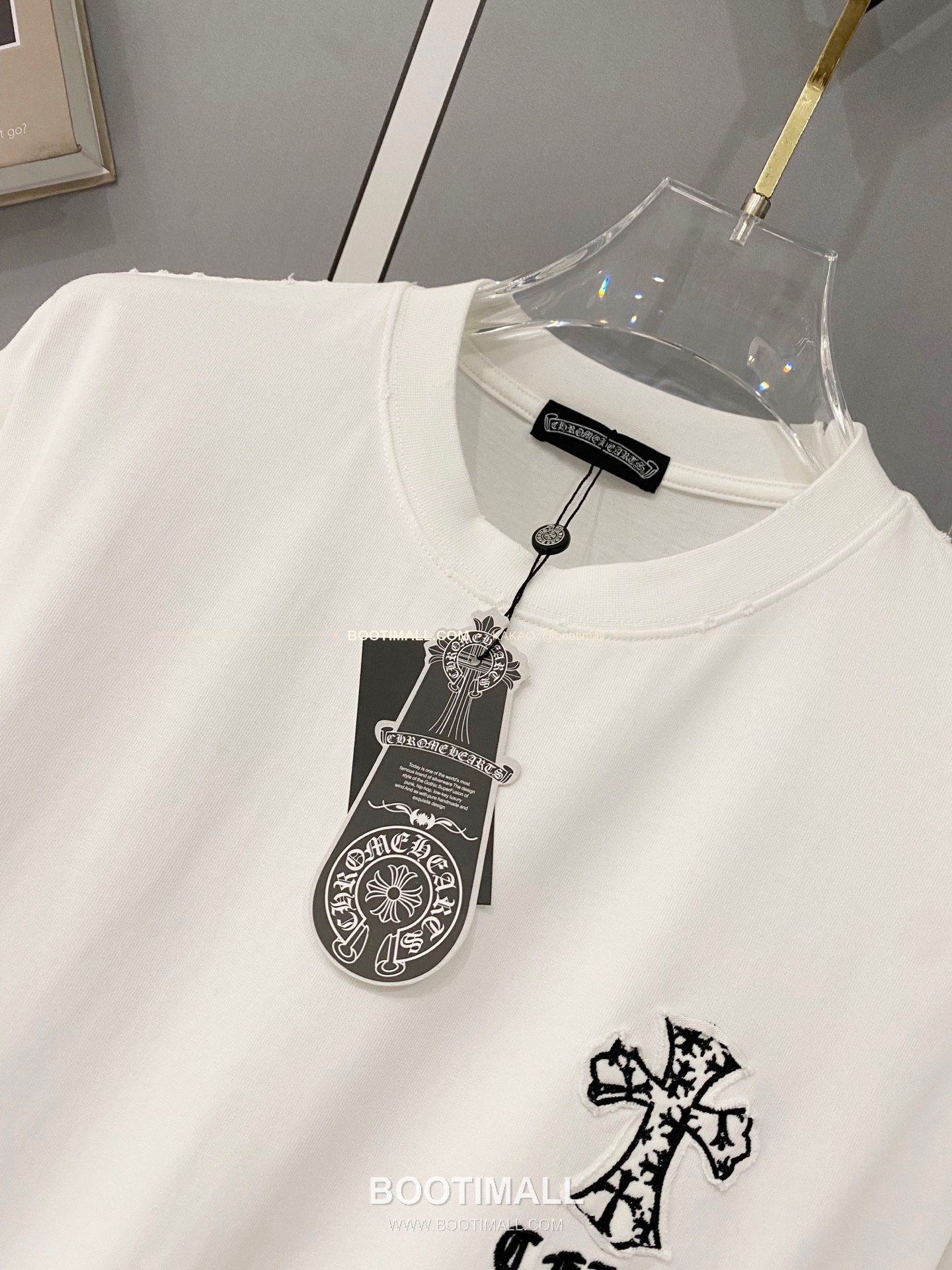 크롬하츠 2026SS 헤비코튼 크로스패치자수 디스트레스 루즈핏 반팔 티셔츠 Chrome Hearts 2026 SS Heavy Cotton Cross Patch Embroidery Distressed Loose Fit Short Sleeve T-Shirt 9