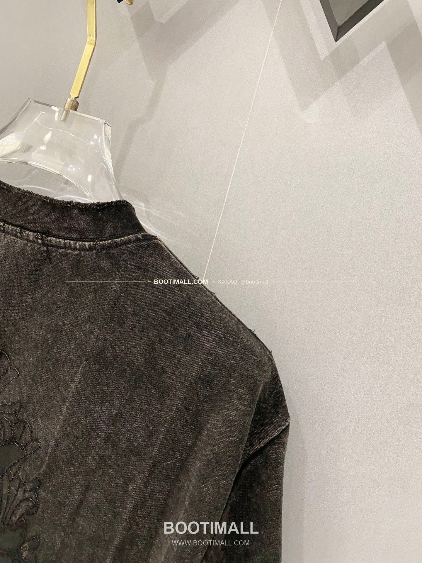 크롬하츠 2026SS 헤비코튼 크로스패치자수 워싱 루즈핏 반팔 티셔츠 Chrome Hearts 2026 SS Heavy Cotton Cross Patch Embroidery Washed Loose Fit Short Sleeve T-Shirt 10