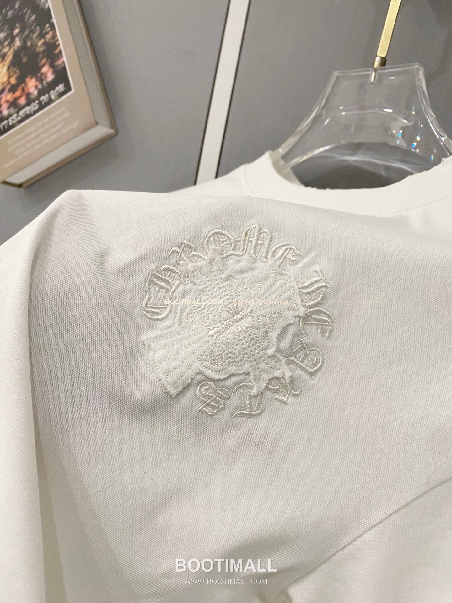 크롬하츠 2026SS 헤비코튼 크로스패치자수 워시드 루즈핏 반팔 티셔츠 Chrome Hearts 2026 SS Heavy Cotton Cross Patch Embroidery Washed Loose Fit Short Sleeve T-Shirt 7