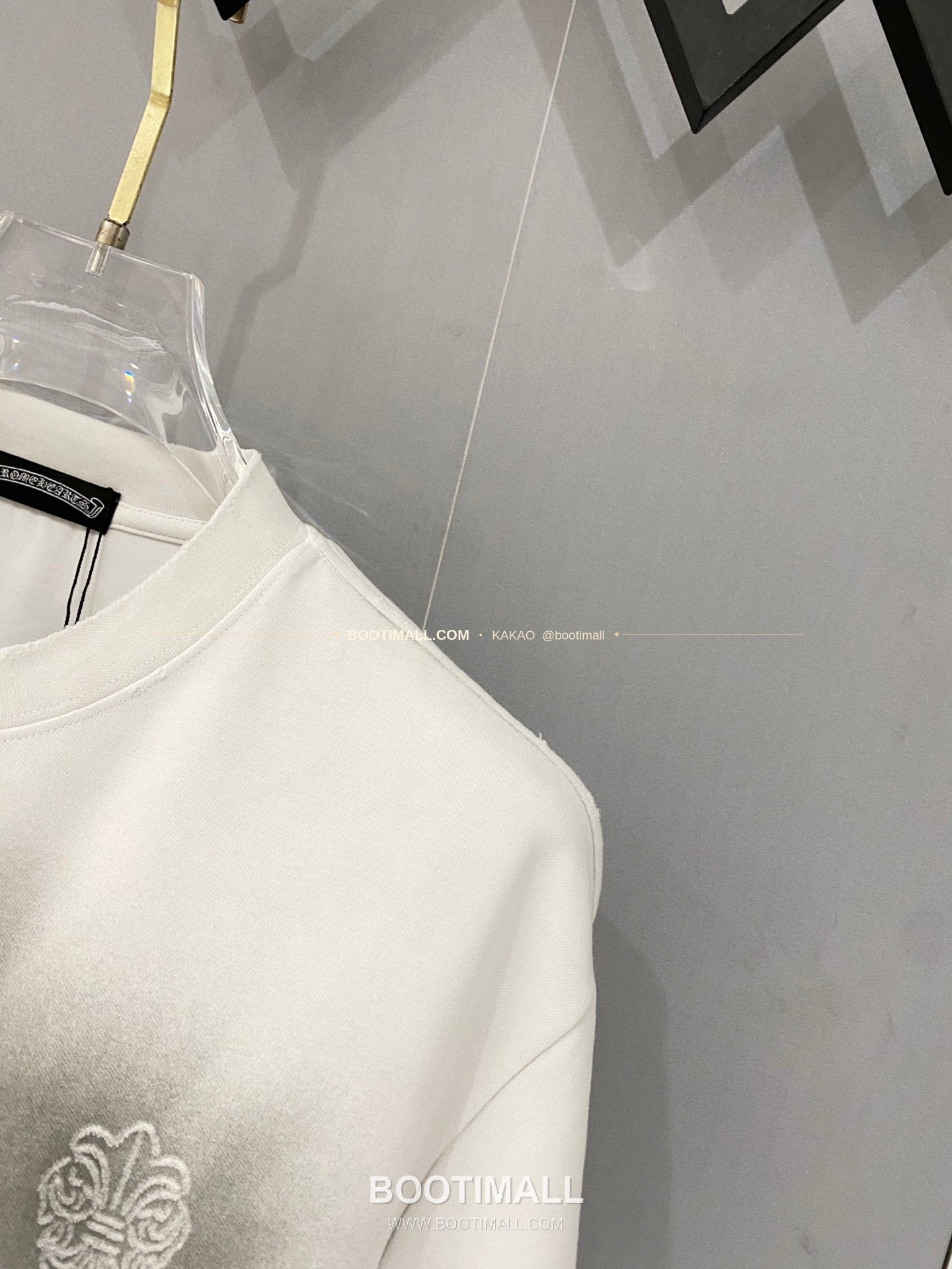 크롬하츠 2026SS 헤비코튼 크로스패치자수 디스트레스 루즈핏 반팔 티셔츠 Chrome Hearts 2026 SS Heavy Cotton Cross Patch Embroidery Distressed Loose Fit Short Sleeve T-Shirt 6