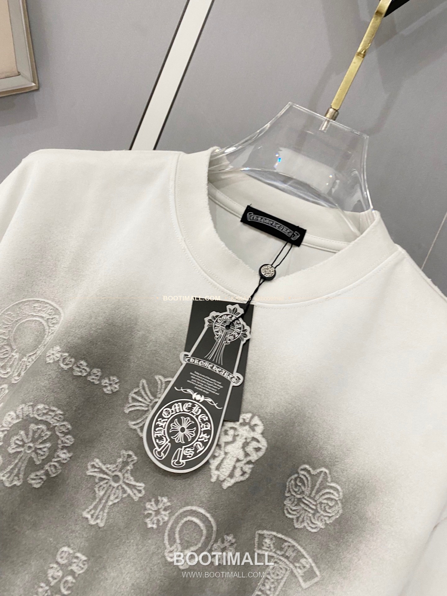 크롬하츠 2026SS 헤비코튼 크로스패치자수 디스트레스 루즈핏 반팔 티셔츠 Chrome Hearts 2026 SS Heavy Cotton Cross Patch Embroidery Distressed Loose Fit Short Sleeve T-Shirt 9