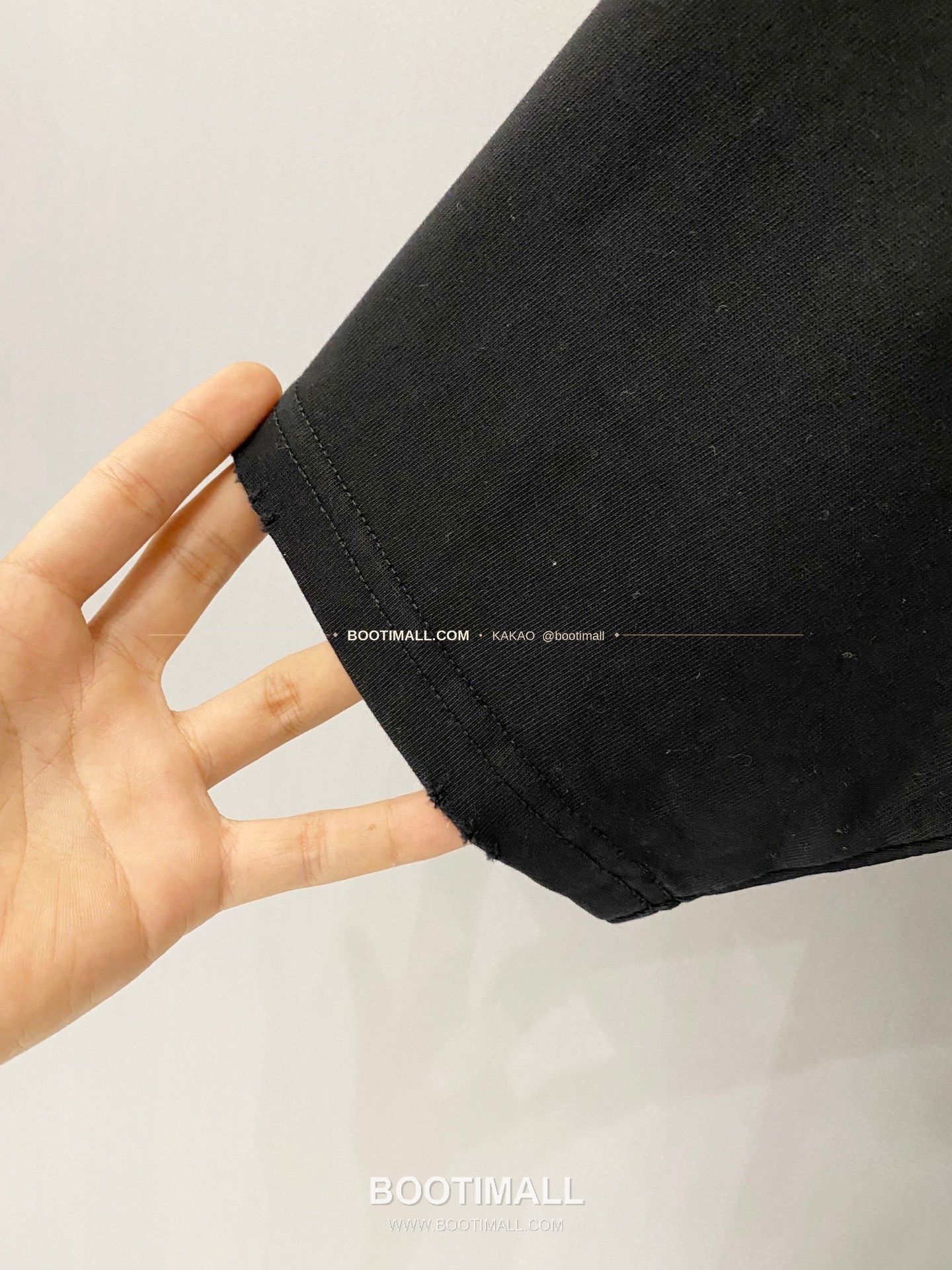 크롬하츠 2026SS 헤비코튼 크로스패치자수 워시드 루즈핏 반팔 티셔츠 Chrome Hearts 2026 SS Heavy Cotton Cross Patch Embroidery Washed Loose Fit Short Sleeve T-Shirt 8