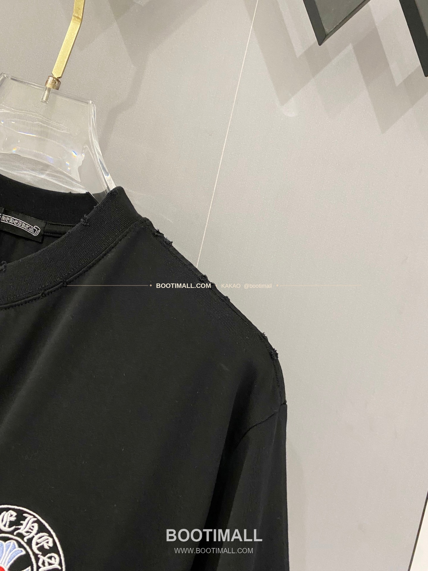 크롬하츠 2026SS 헤비코튼 크로스패치자수 워시드 루즈핏 반팔 티셔츠 Chrome Hearts 2026 SS Heavy Cotton Cross Patch Embroidery Washed Loose Fit Short Sleeve T-Shirt 8