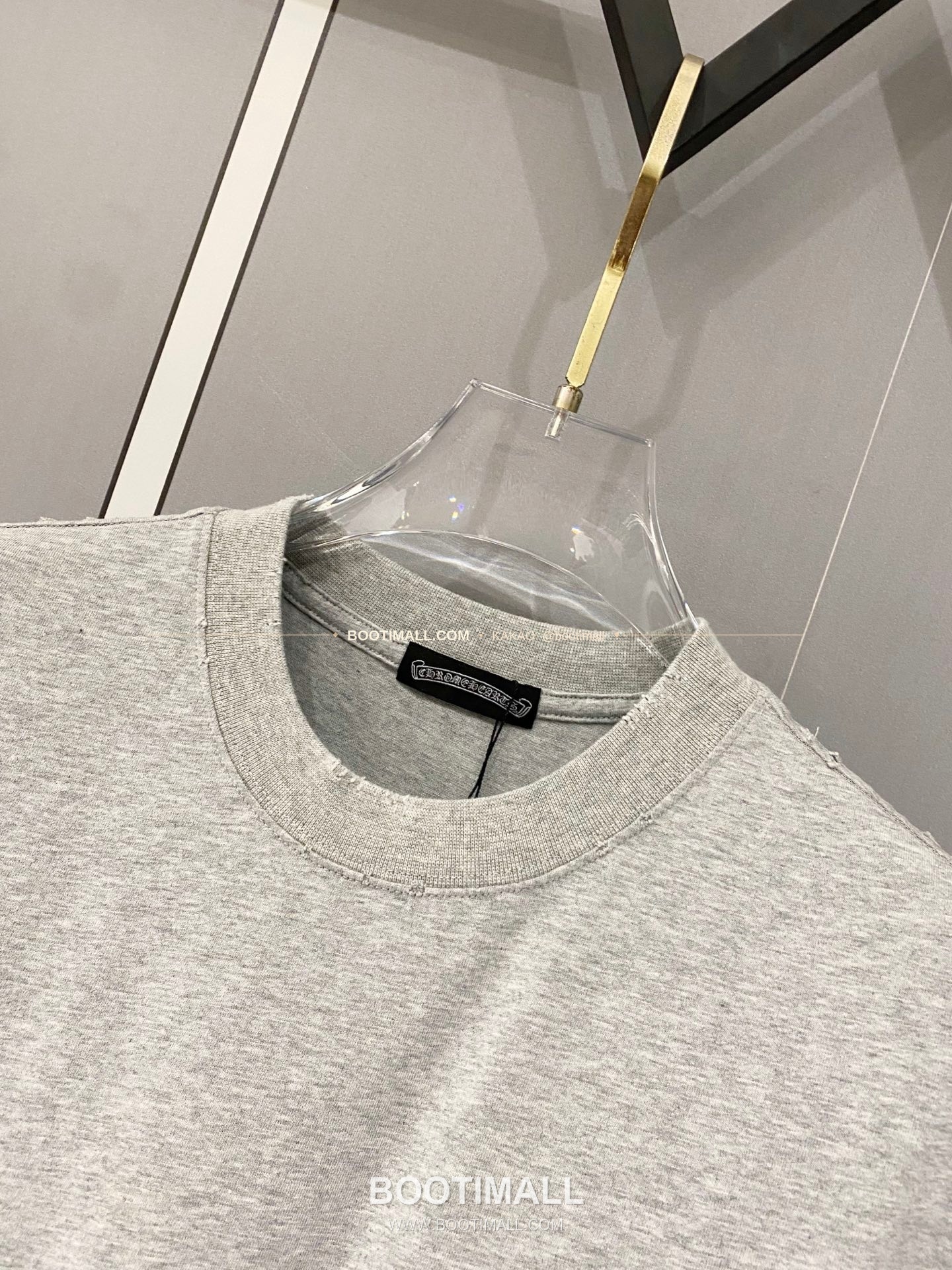 크롬하츠 2026SS 헤비코튼 크로스패치자수 워시드 루즈핏 반팔 티셔츠 Chrome Hearts 2026 SS Heavy Cotton Cross Patch Embroidery Washed Loose Fit Short Sleeve T-Shirt 5