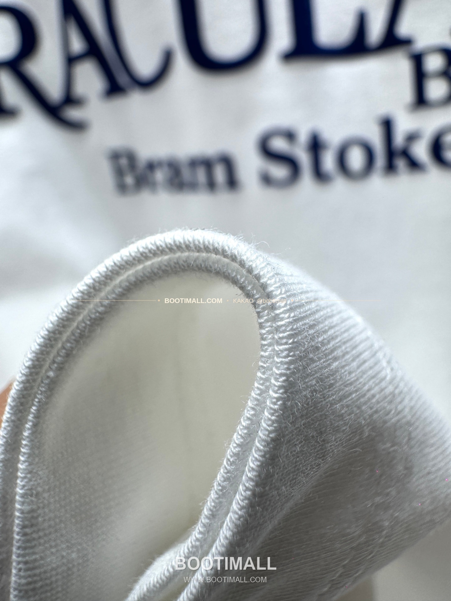 디올 2026SS 코튼 Hello Sorrow 프린트 레귤러핏 반팔 티셔츠 Dior 2026 SS Cotton Hello Sorrow Print Regular Fit Short Sleeve T-Shirt XL26020 4