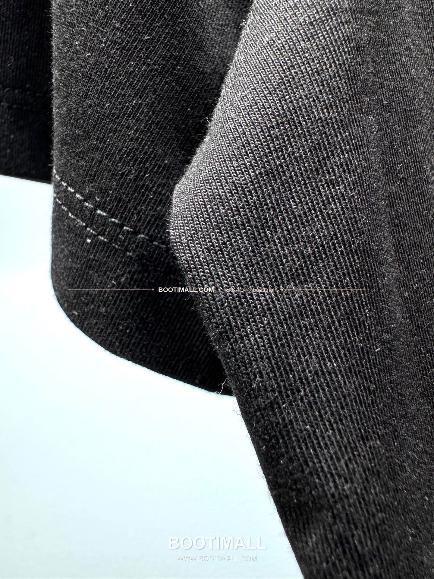 메종마르지엘라 2026SS 소로나 넘버프린트 레귤러핏 반팔 티셔츠 Maison Margiela 2026 SS Sorona Number Print Regular Fit Short Sleeve T-Shirt XYN36 5