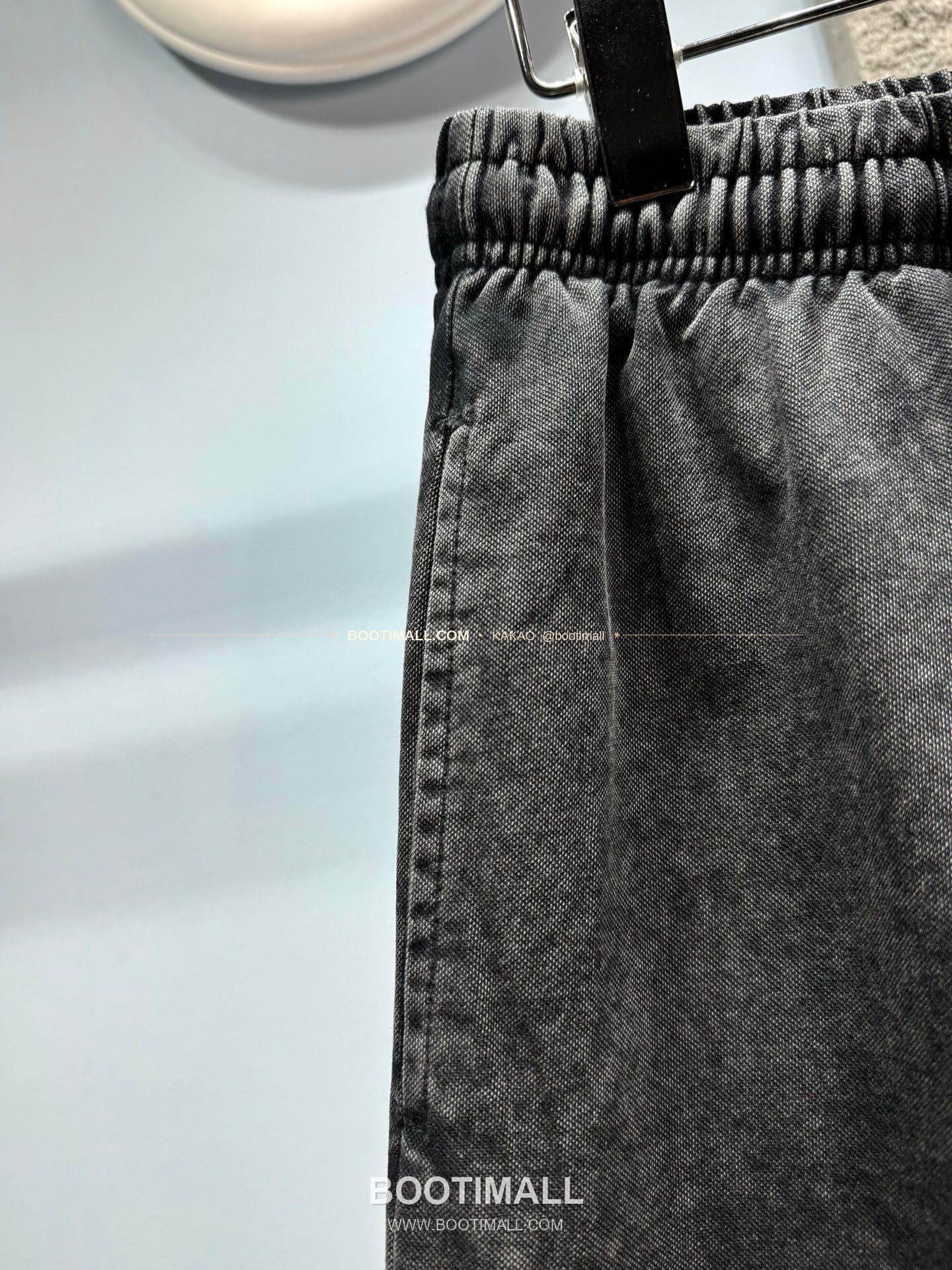 크롬하츠 코튼혼방 호스슈자수 워시드 루즈핏 드로스트링 쇼츠 Chrome Hearts Cotton Blend Horseshoe Embroidery Washed Loose Fit Drawstring Shorts CCA1667 4