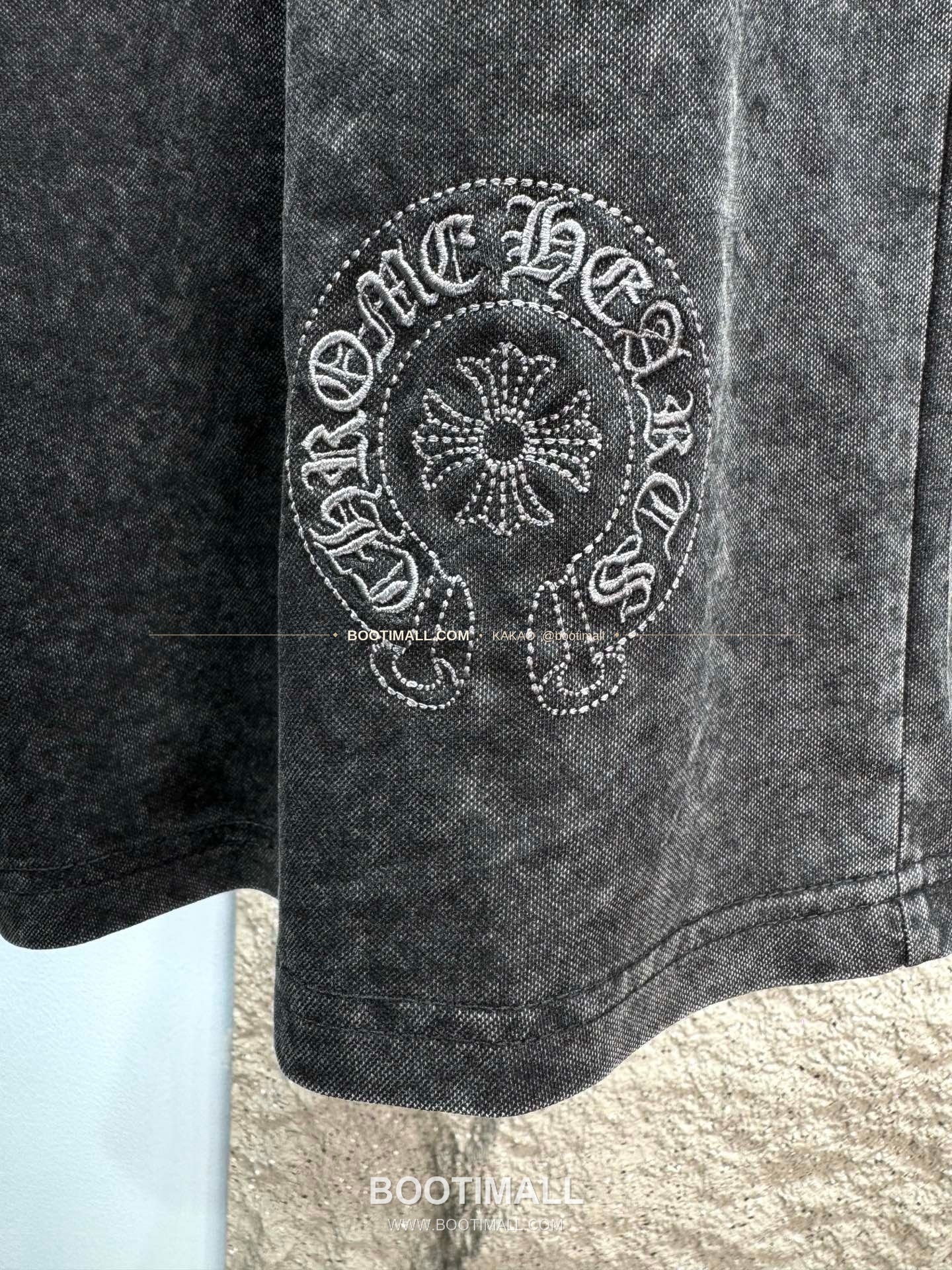 크롬하츠 코튼혼방 호스슈자수 워시드 루즈핏 드로스트링 쇼츠 Chrome Hearts Cotton Blend Horseshoe Embroidery Washed Loose Fit Drawstring Shorts CCA1667 5