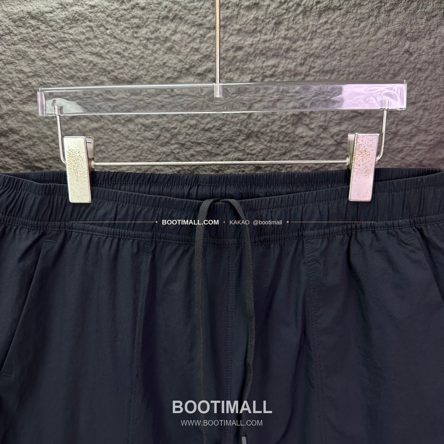 아크테릭스 2026SS 폴리에스터 기능성 로고자수 루즈핏 쇼츠 Arc'teryx 2026 SS Polyester Functional Logo Embroidery Loose Fit Shorts 3